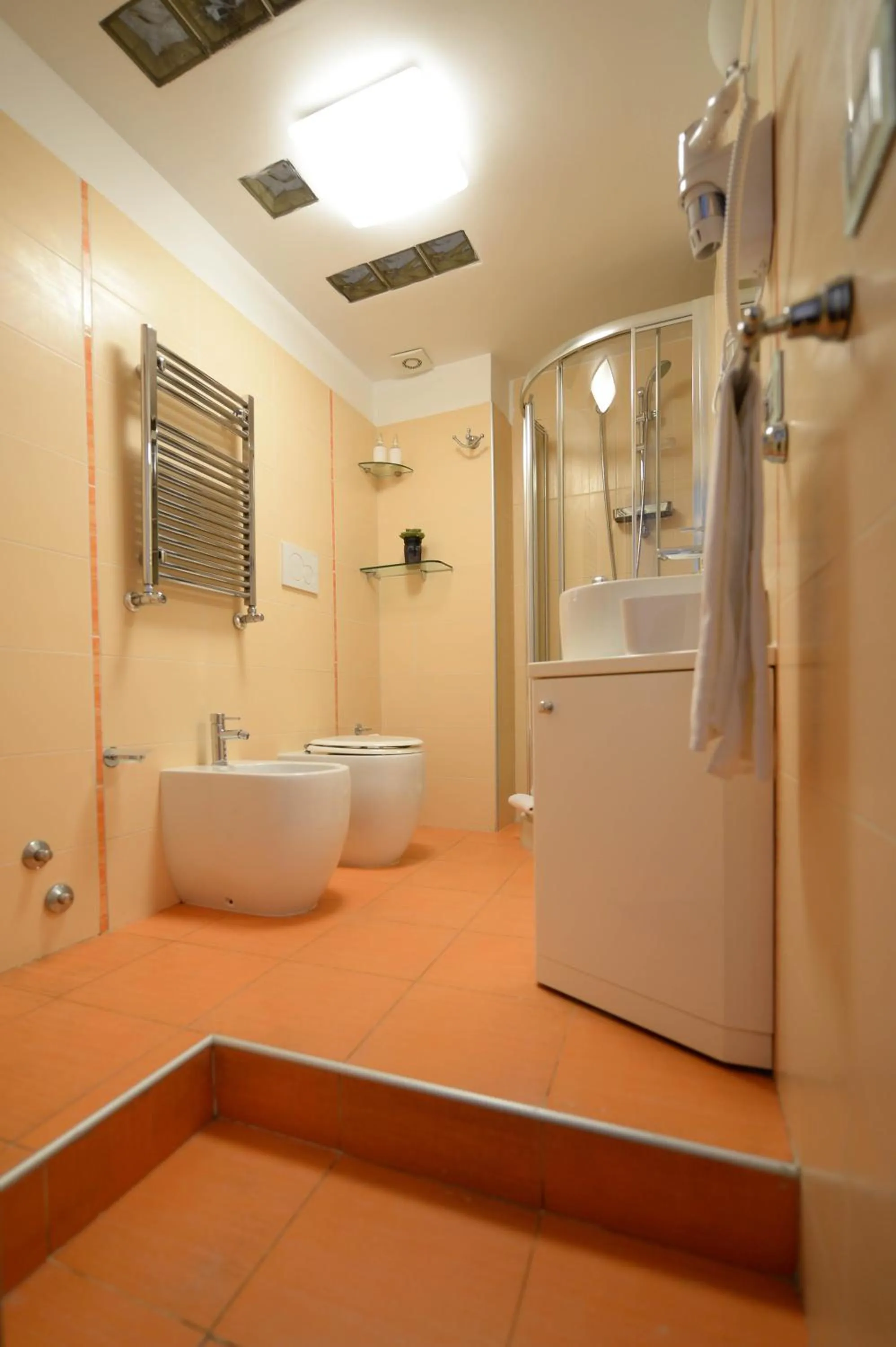 Bathroom in Campo De Fiori Relais