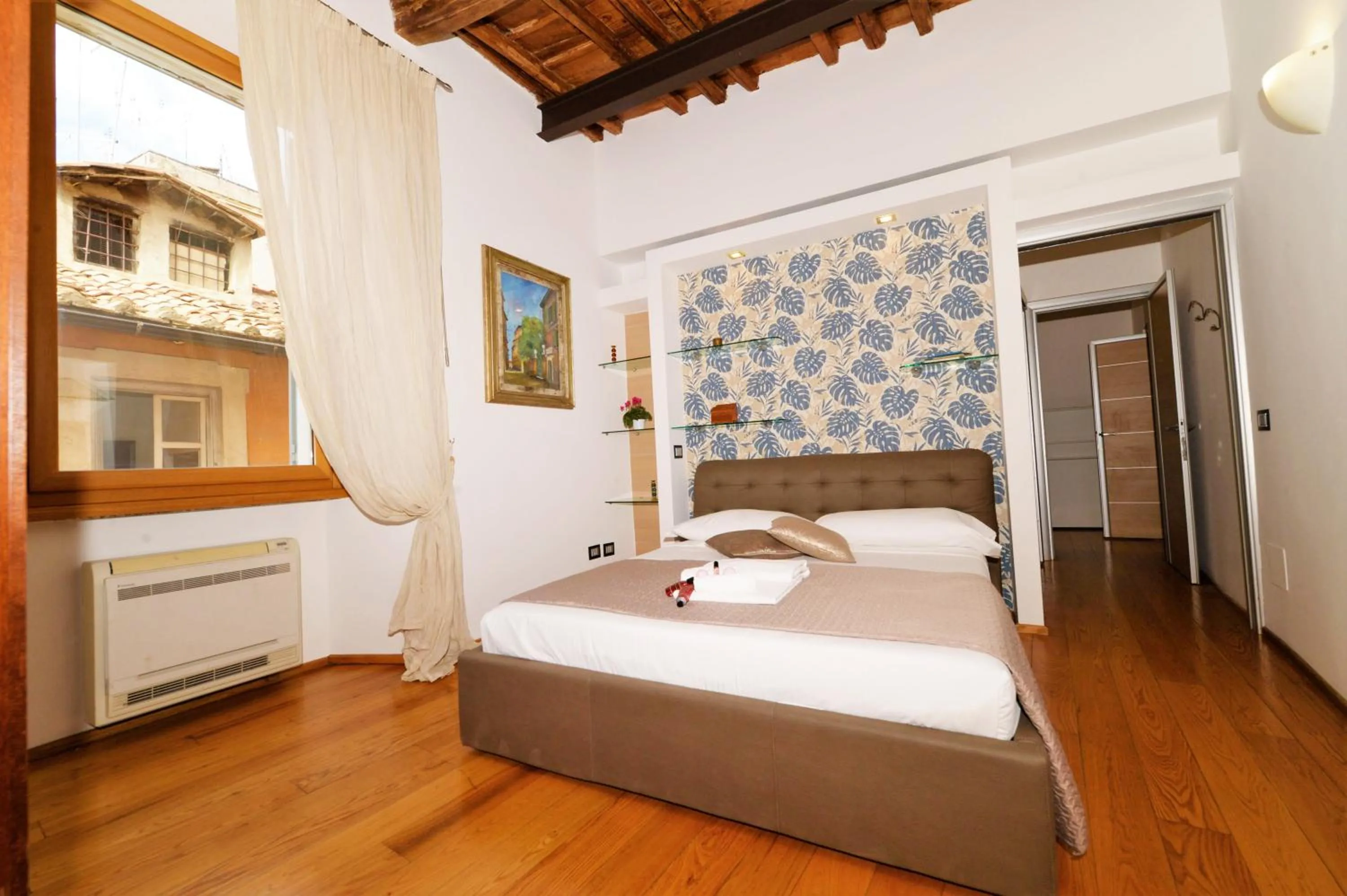 Bedroom, Bed in Campo De Fiori Relais