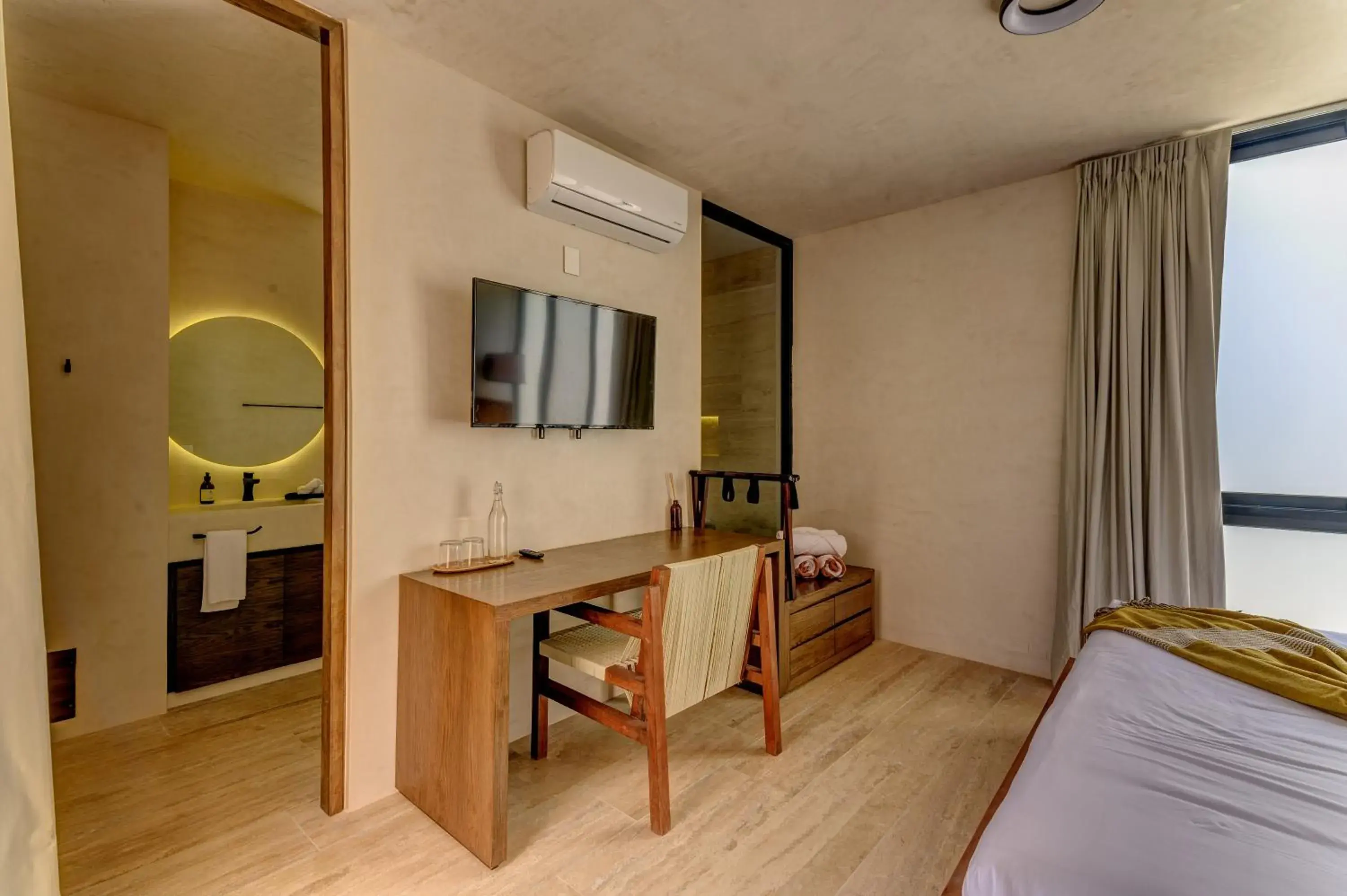 Communal lounge/ TV room, Bed in Eterna Tulum Communal lounge/ TV room, Bed in Eterna Tulum