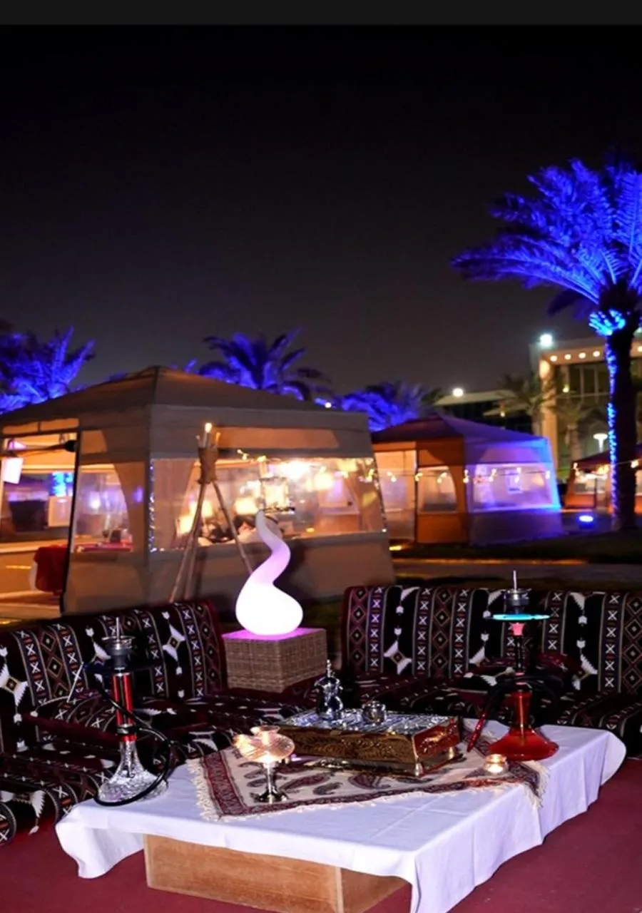 Restaurant/places to eat, Winter in Hilton Kuwait Resort