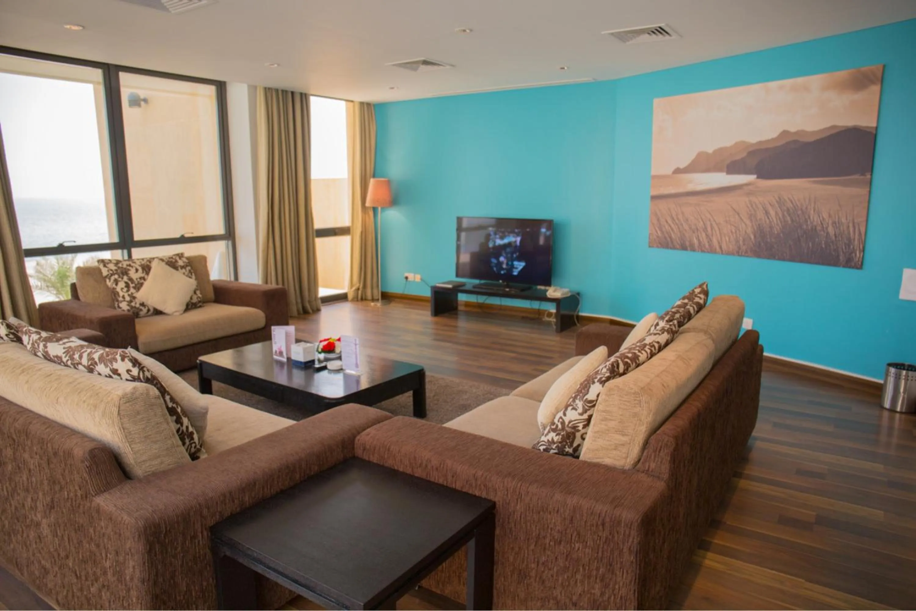 Living room, Seating Area in Hilton Kuwait Resort