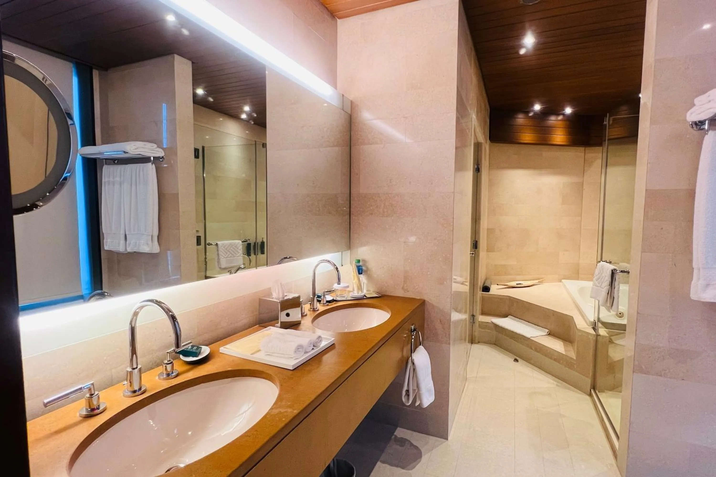 Shower, Bathroom in Hilton Kuwait Resort