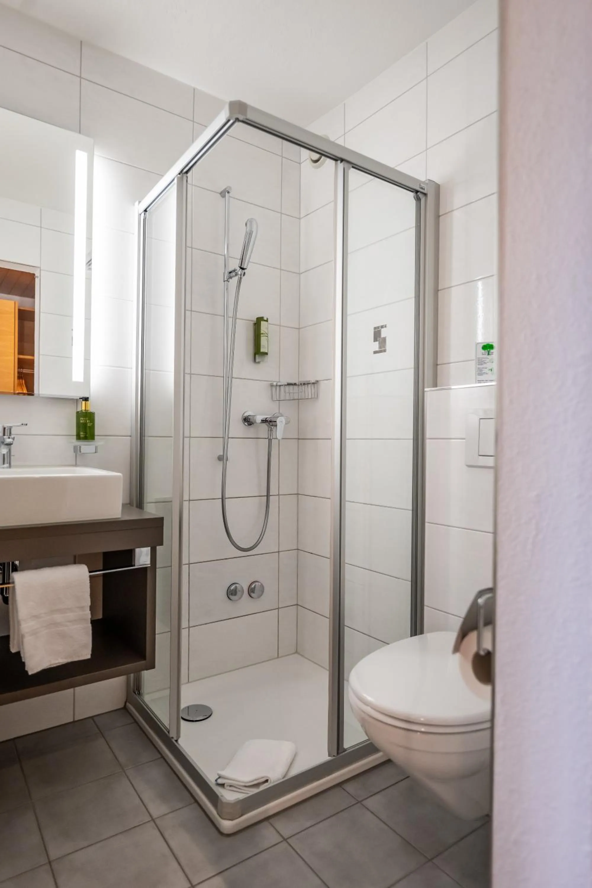 Bathroom in Hotel Vorab - Familienbetrieb mit Herz