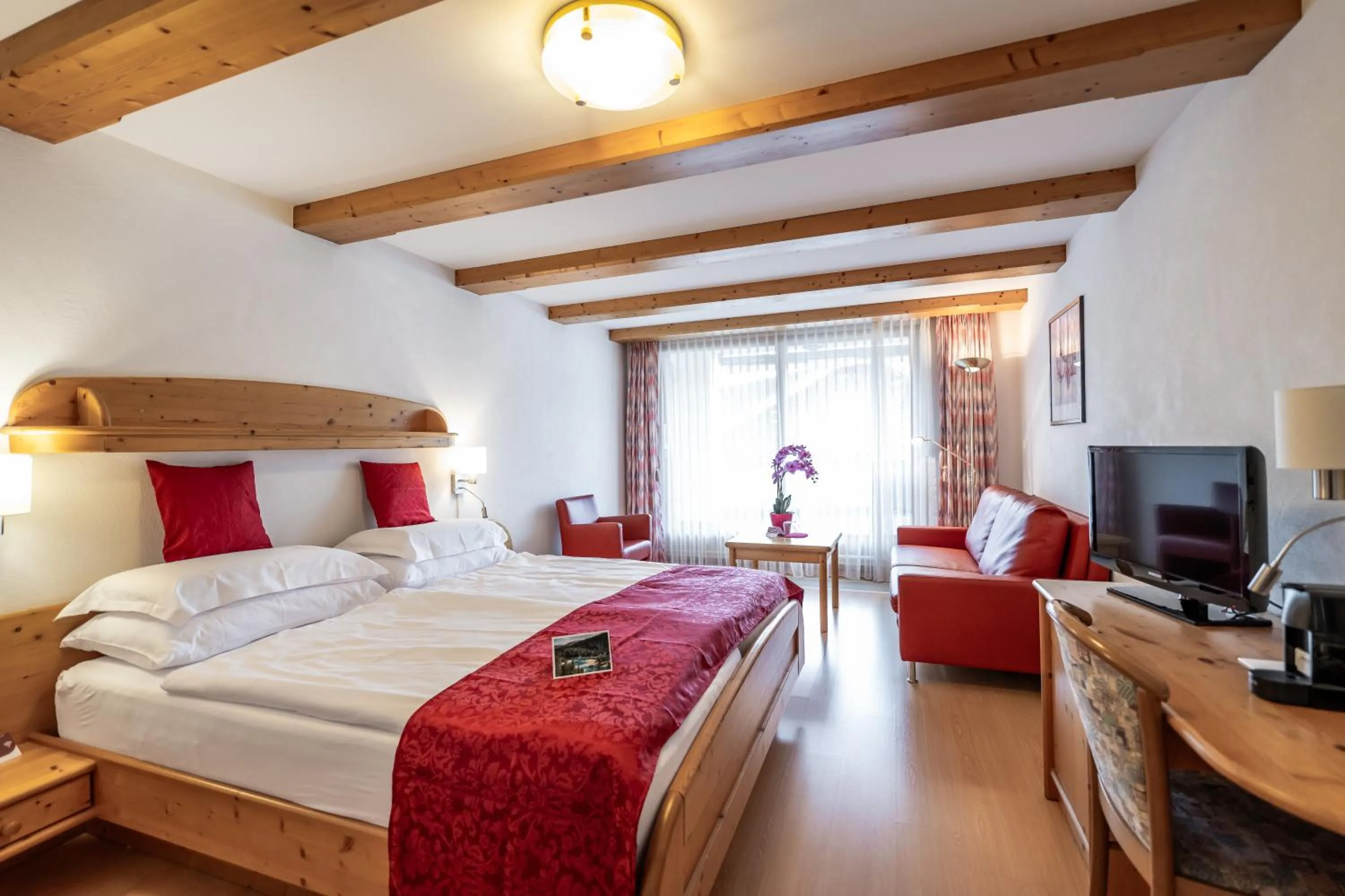 Living room, Bed in Hotel Vorab - Familienbetrieb mit Herz