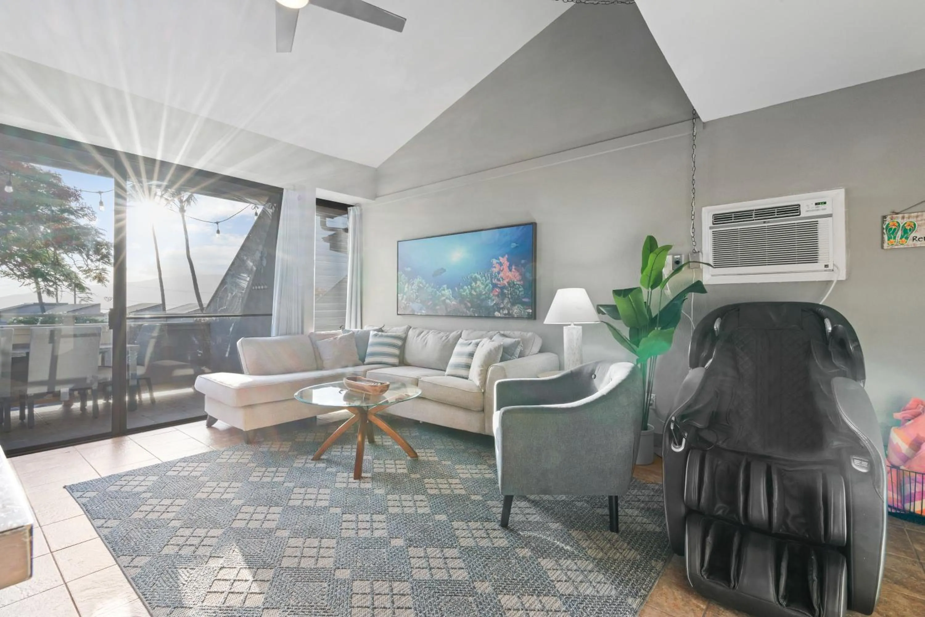 TV and multimedia in Maui Beach Retreat