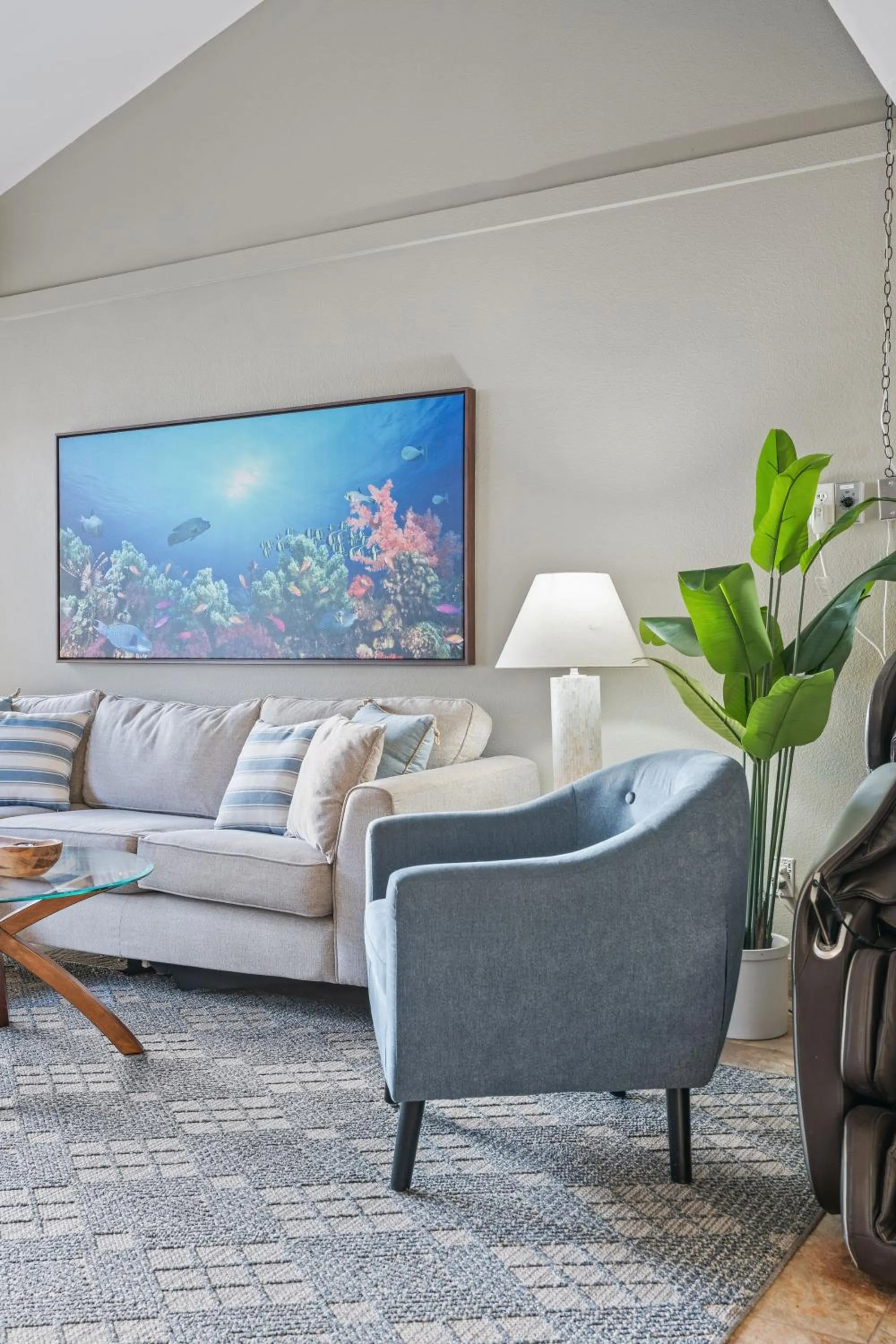Living room in Maui Beach Retreat