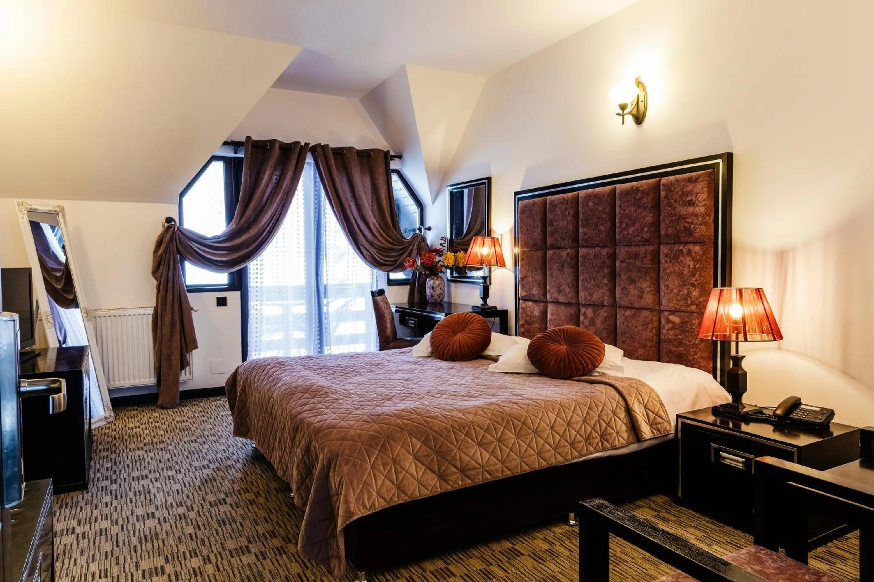 Photo of the whole room, Bed in CONTELE VLADIMIR