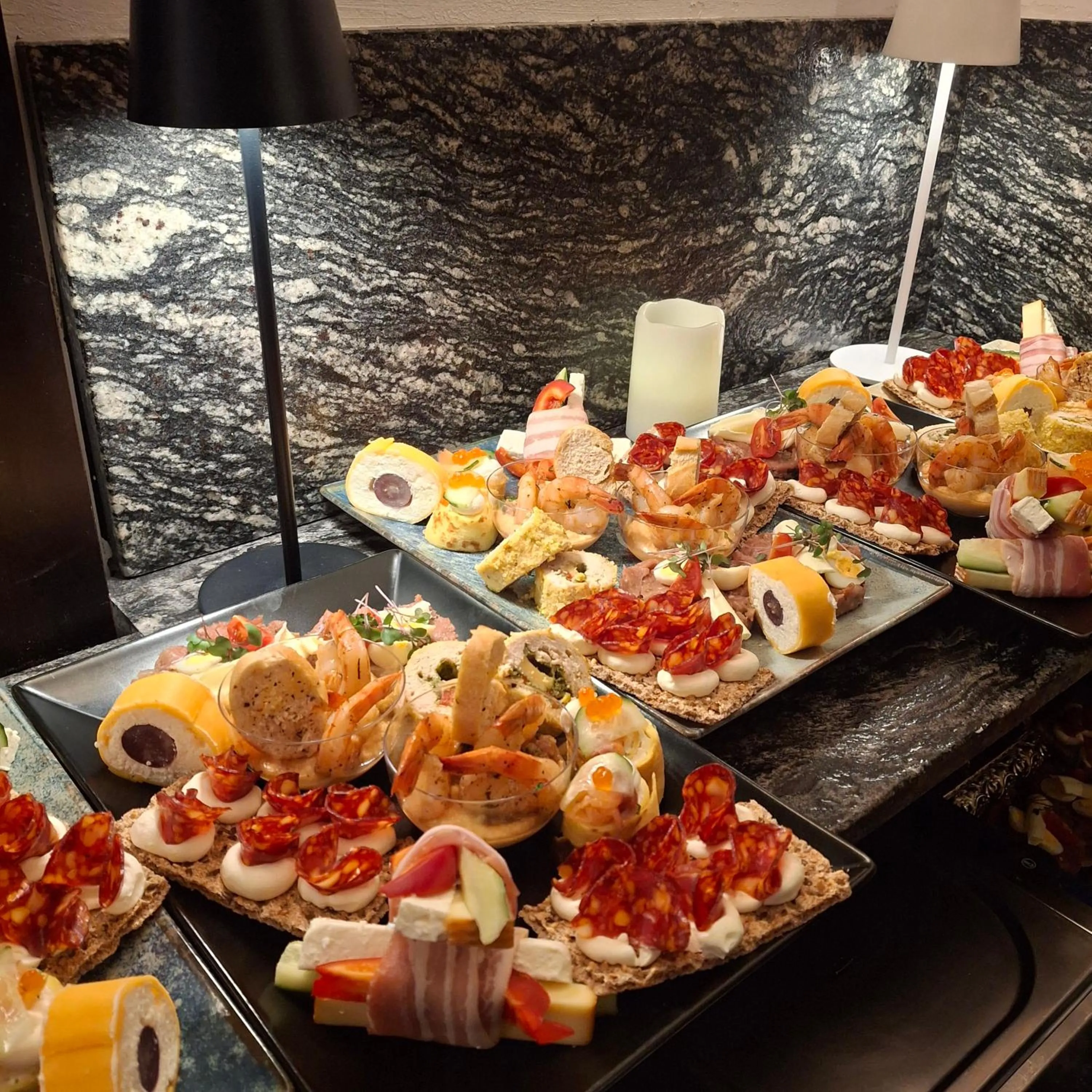 Food in CONTELE VLADIMIR