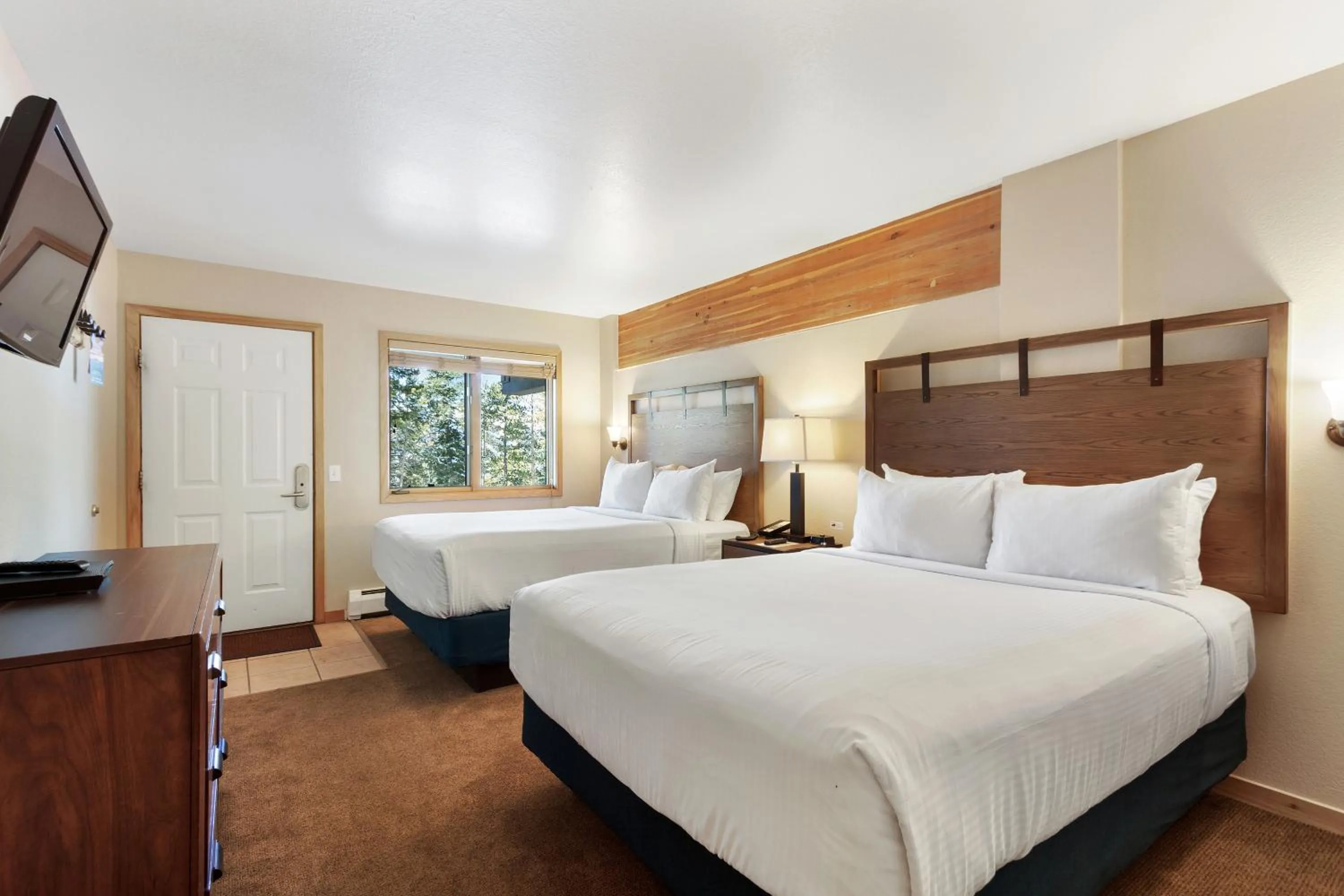Bed in Gold Point Resort Breckenridge by Vacatia