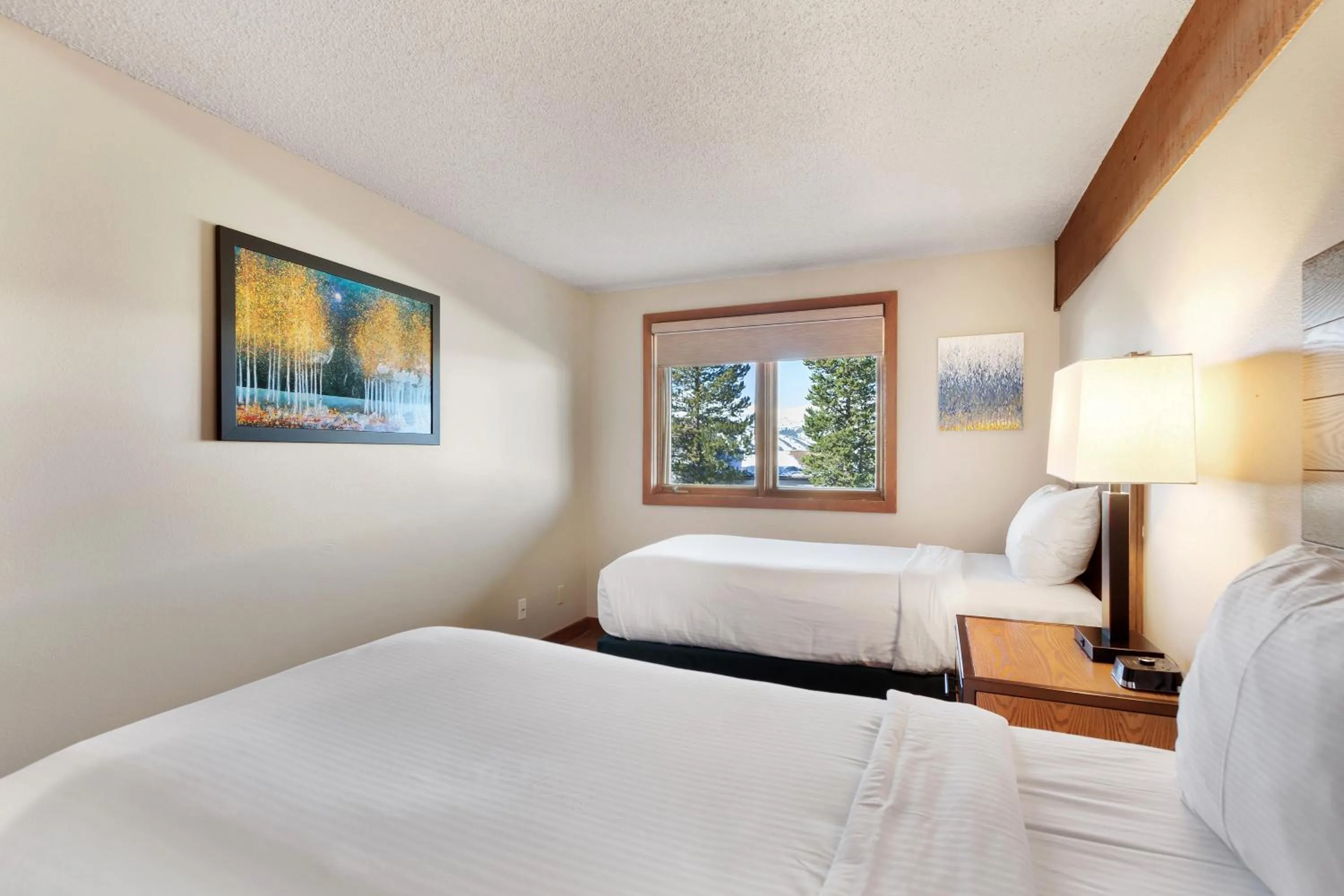 Bed in Gold Point Resort Breckenridge by Vacatia