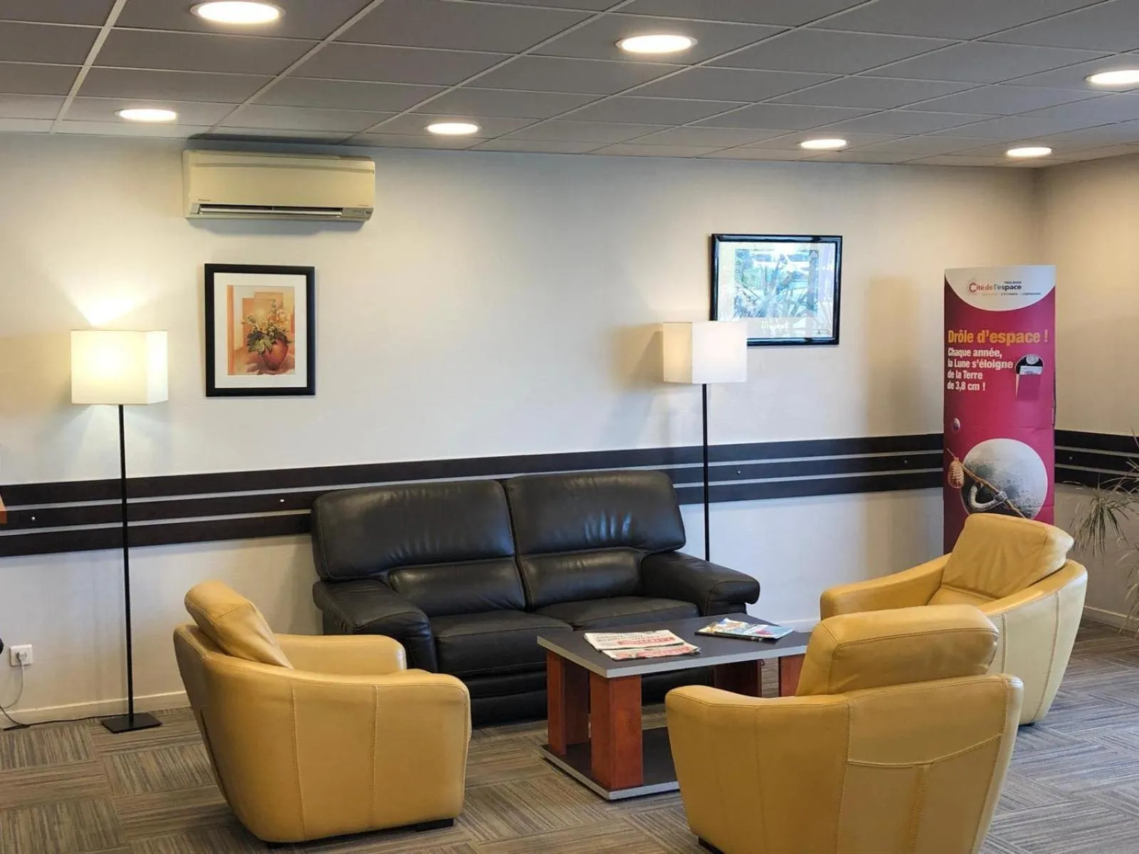 Living room in BRAUCOL Hotel