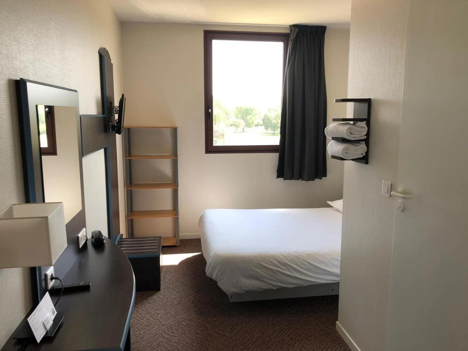 Bed in BRAUCOL Hotel