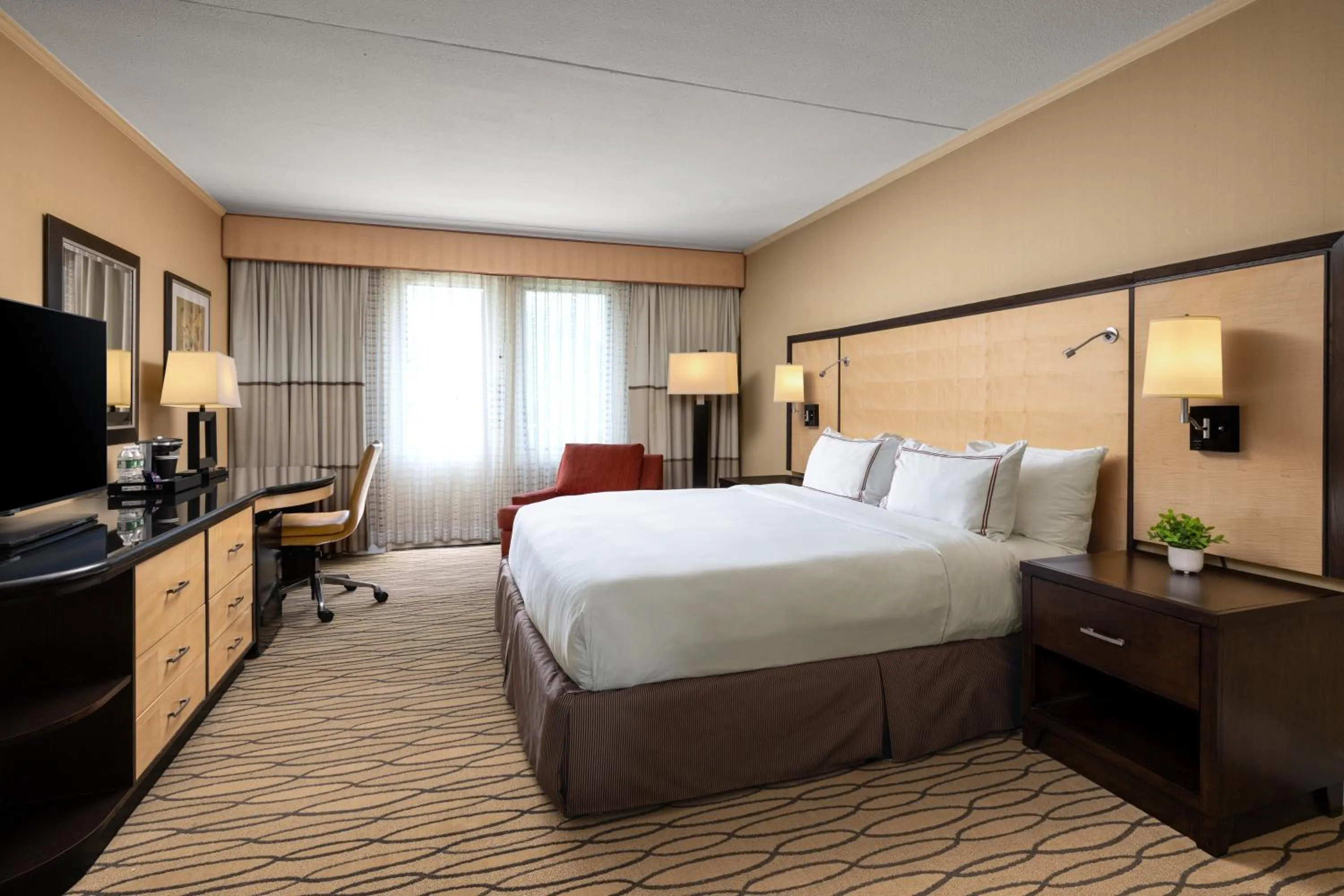 Bed in Sleepy Hollow Hotel