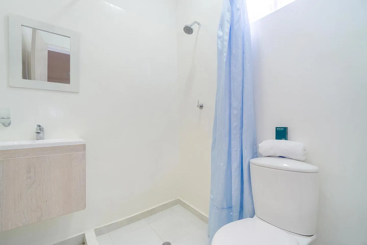 Bathroom in Ayenda Hotel Paraiso Chipichape