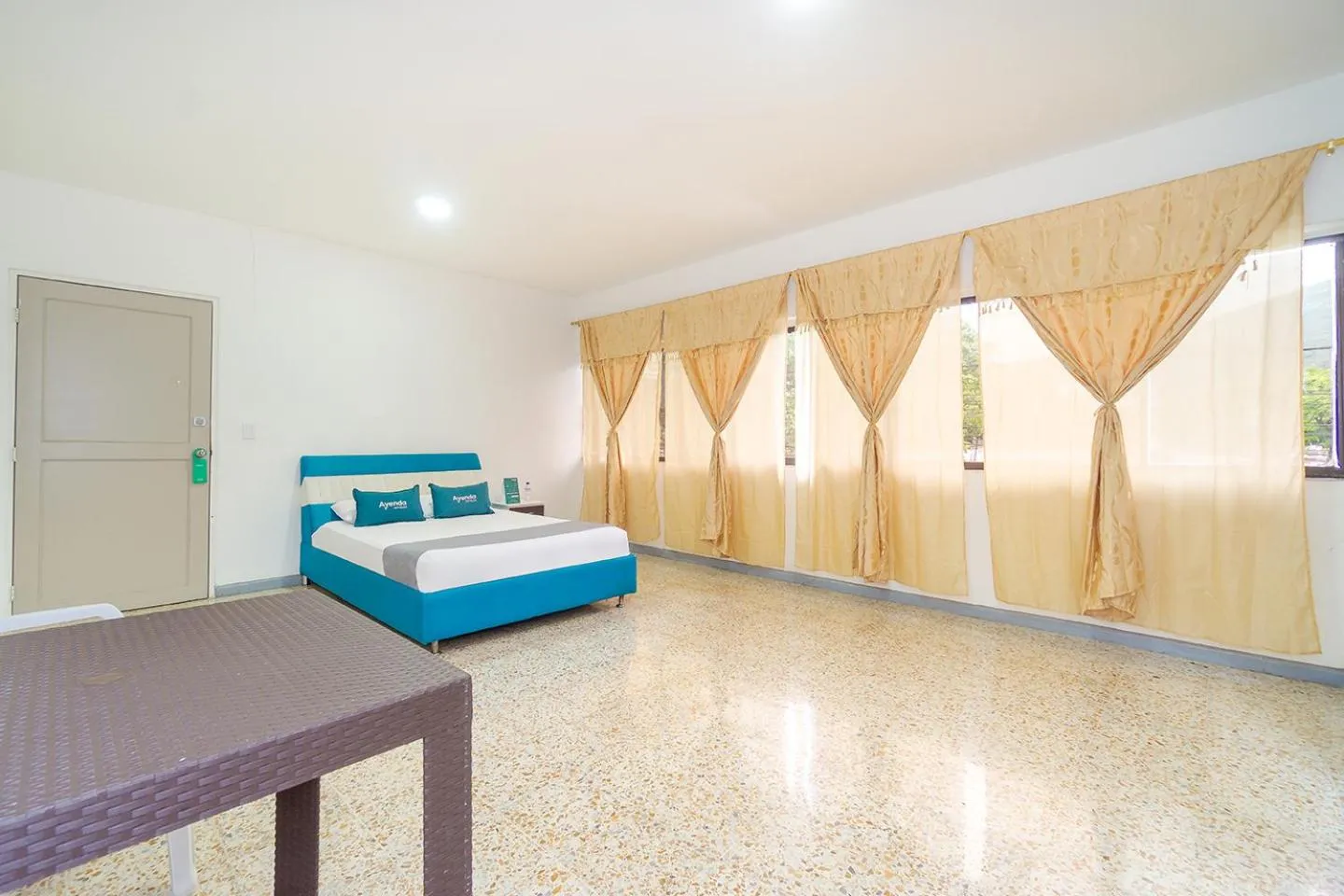 Photo of the whole room, Bed in Ayenda Hotel Paraiso Chipichape