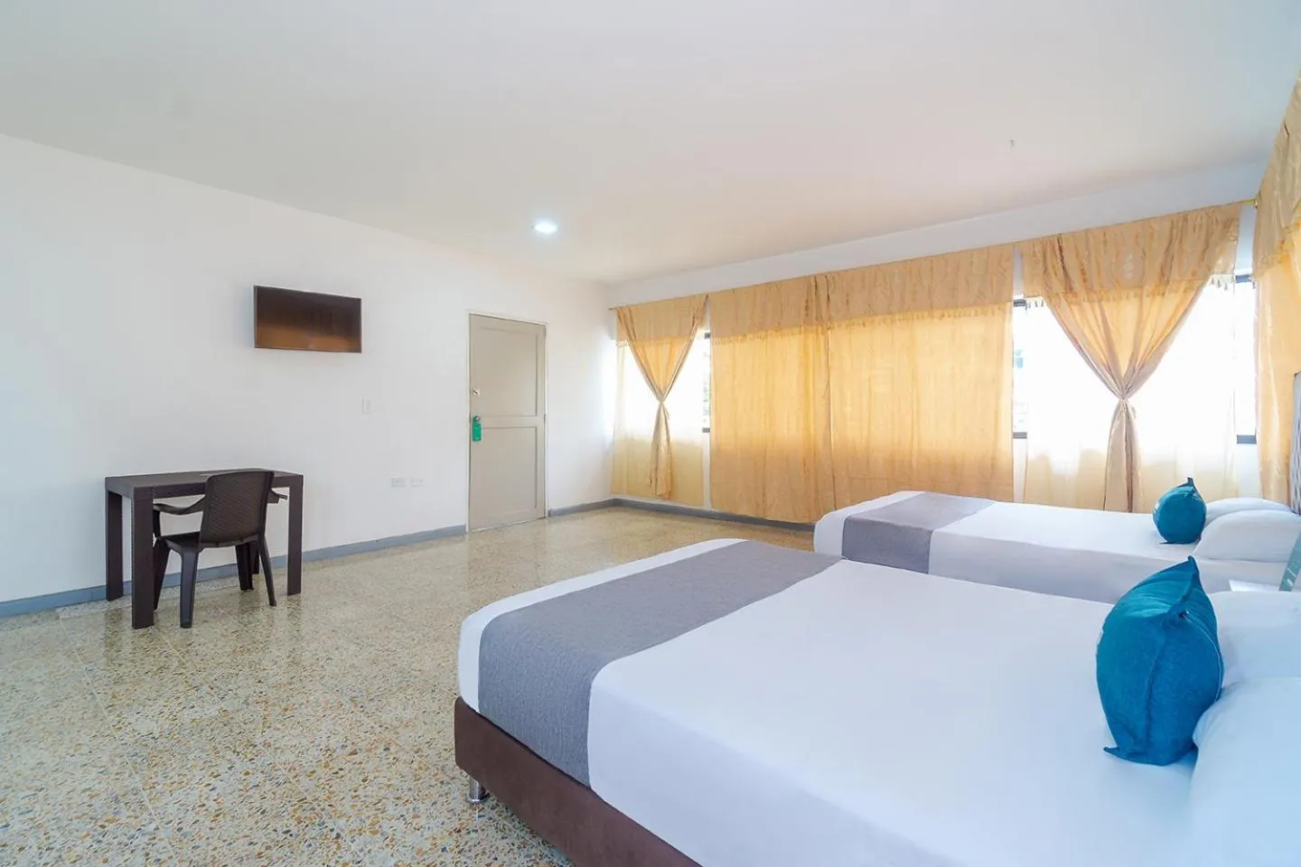 Bed in Ayenda Hotel Paraiso Chipichape