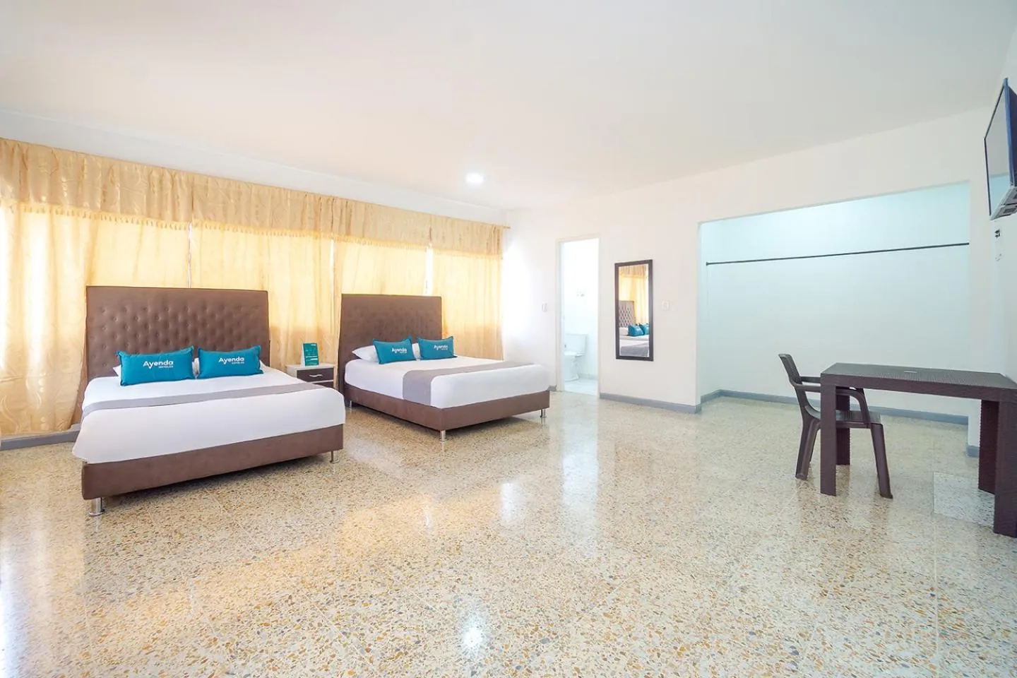 Bed in Ayenda Hotel Paraiso Chipichape