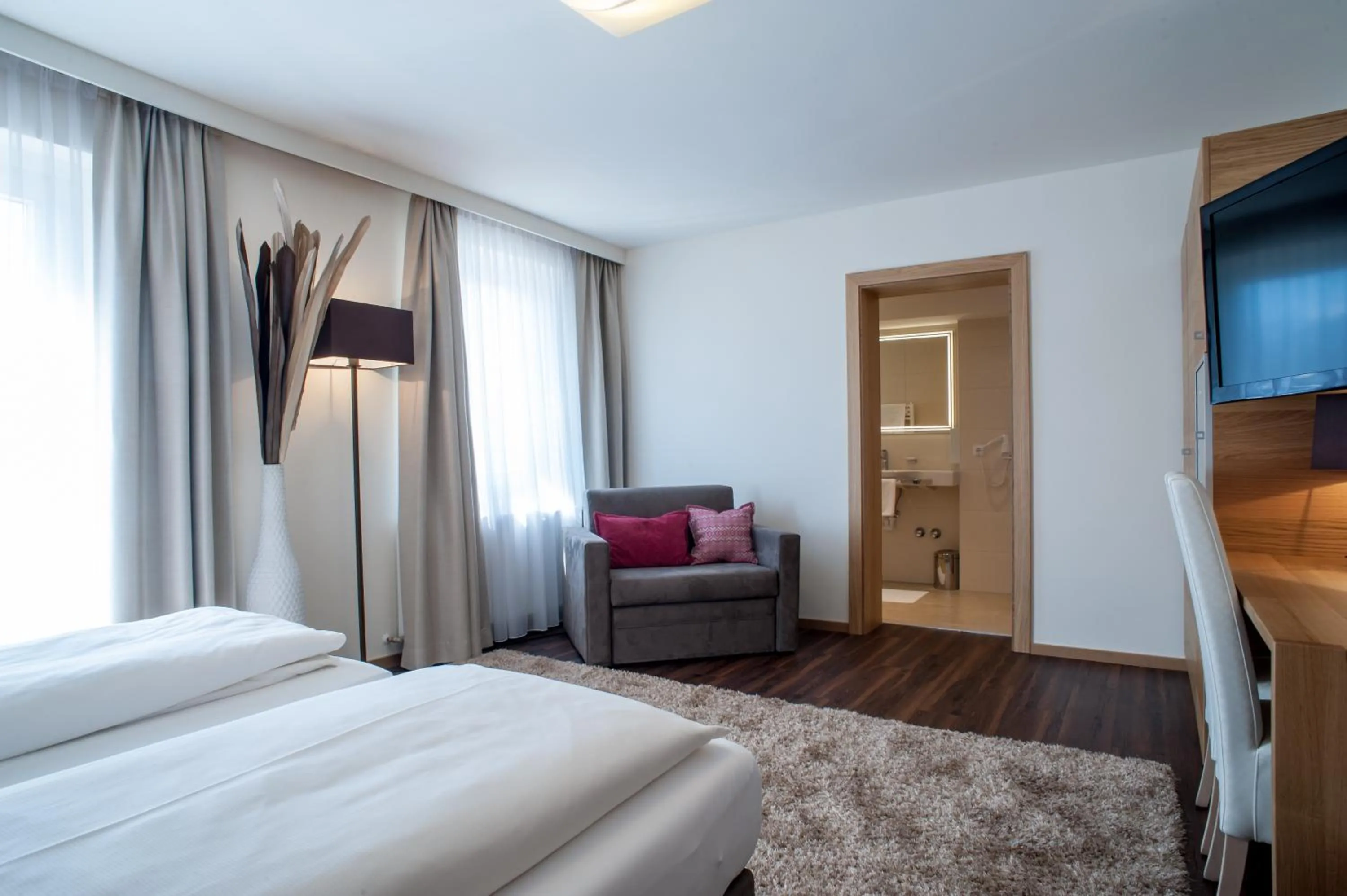 Staff, Bed in Rumer Hof