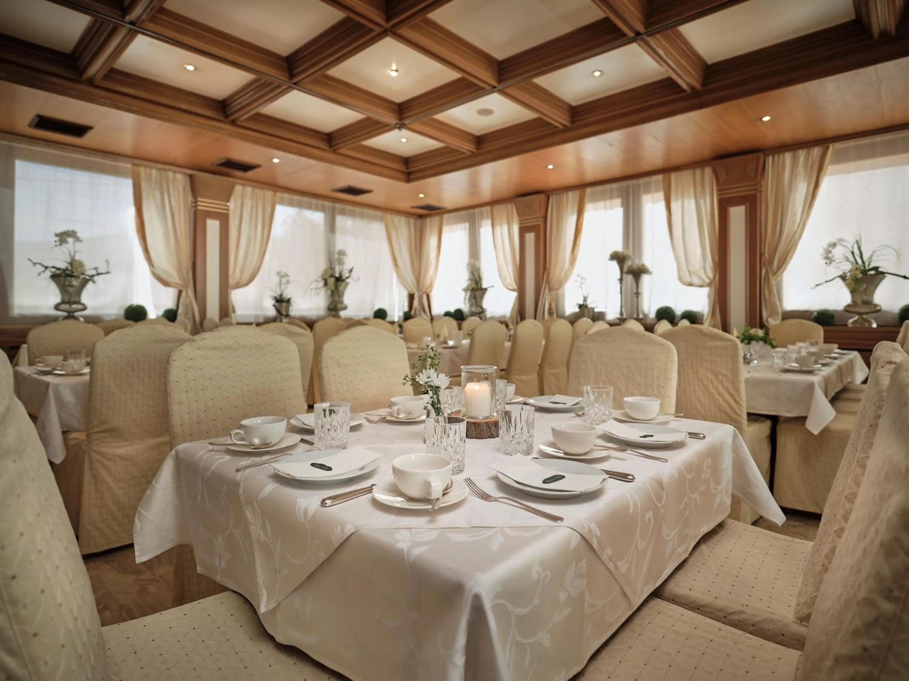 Restaurant/places to eat in Rumer Hof