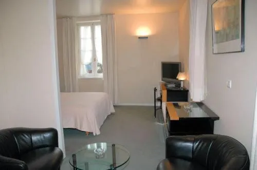 Photo of the whole room, Bed in Absolue Renaissance