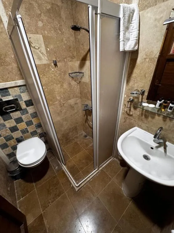 Bathroom in Tatlı Kaya Otel