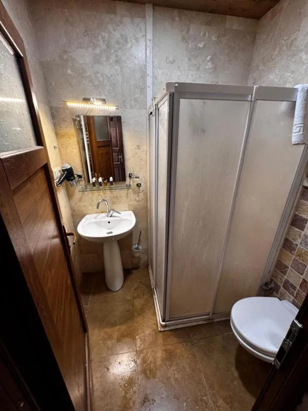 Bathroom in Tatlı Kaya Otel