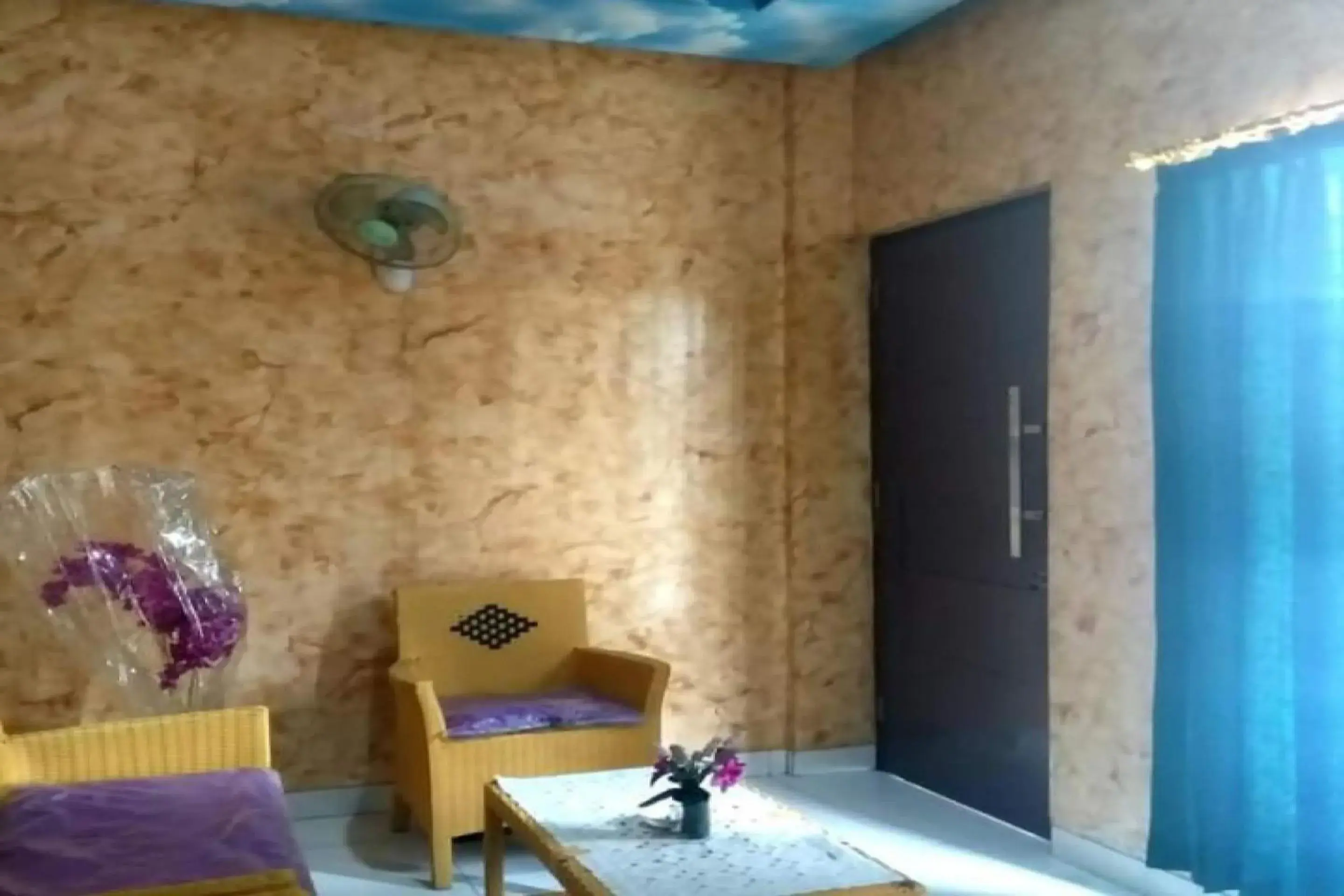 Lobby or reception in OYO 90706 Kost Alam Jaya Syariah Lobby or reception in OYO 90706 Kost Alam Jaya Syariah