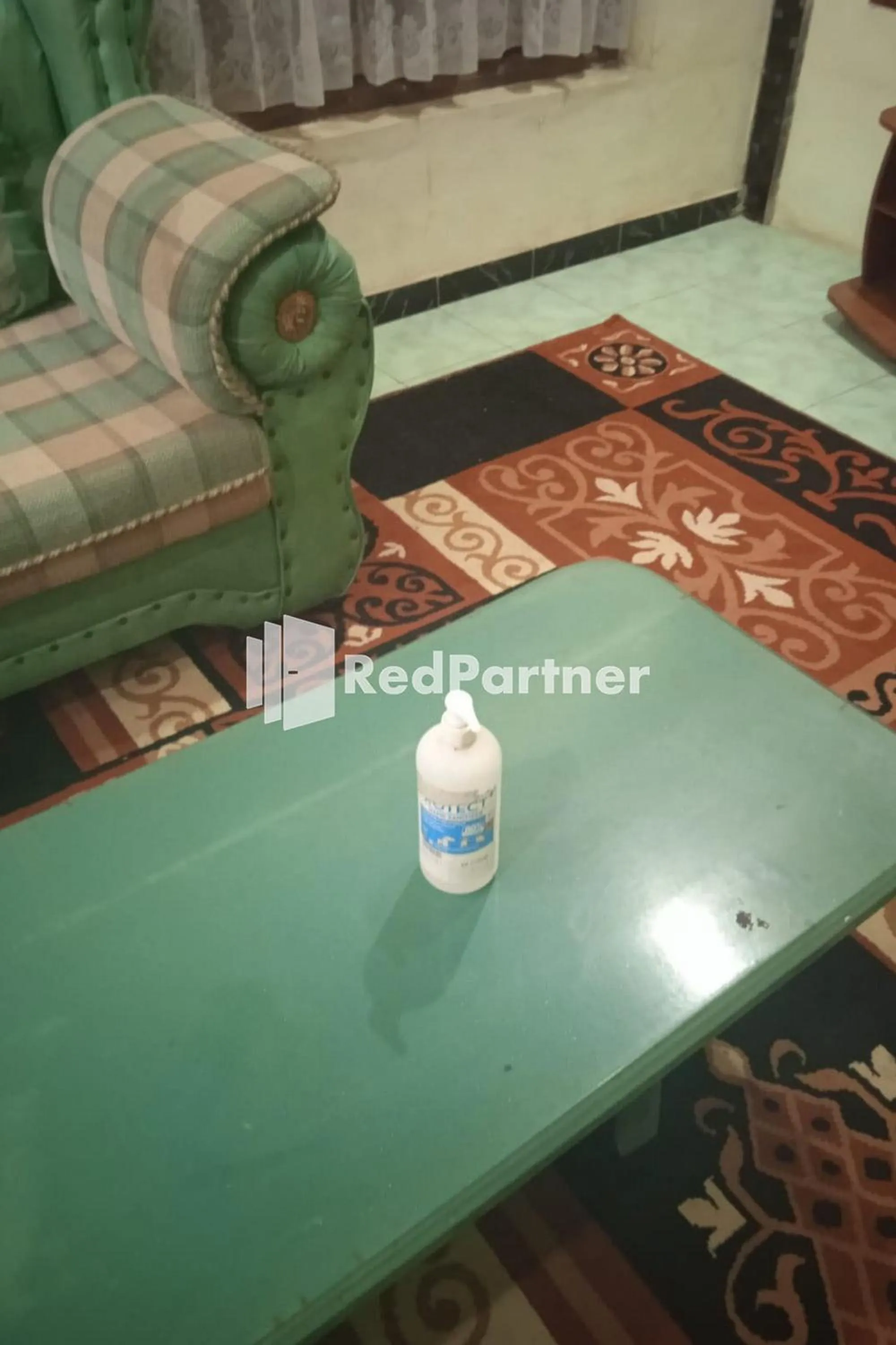 Lobby or reception in Gebby Homestay Bromo RedPartner