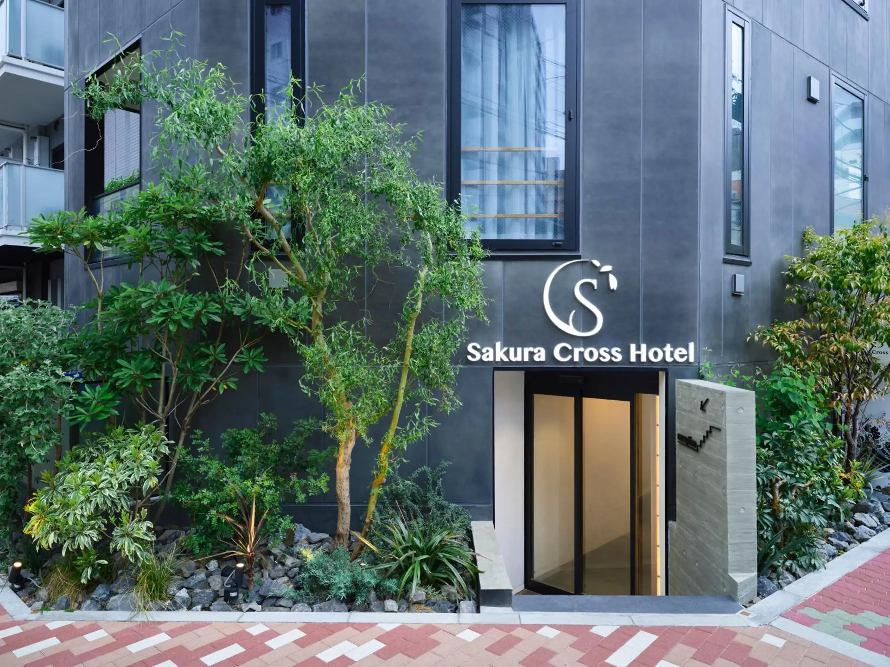 Property building in Sakura Cross Hotel Ueno Iriya Annex Property building in Sakura Cross Hotel Ueno Iriya Annex