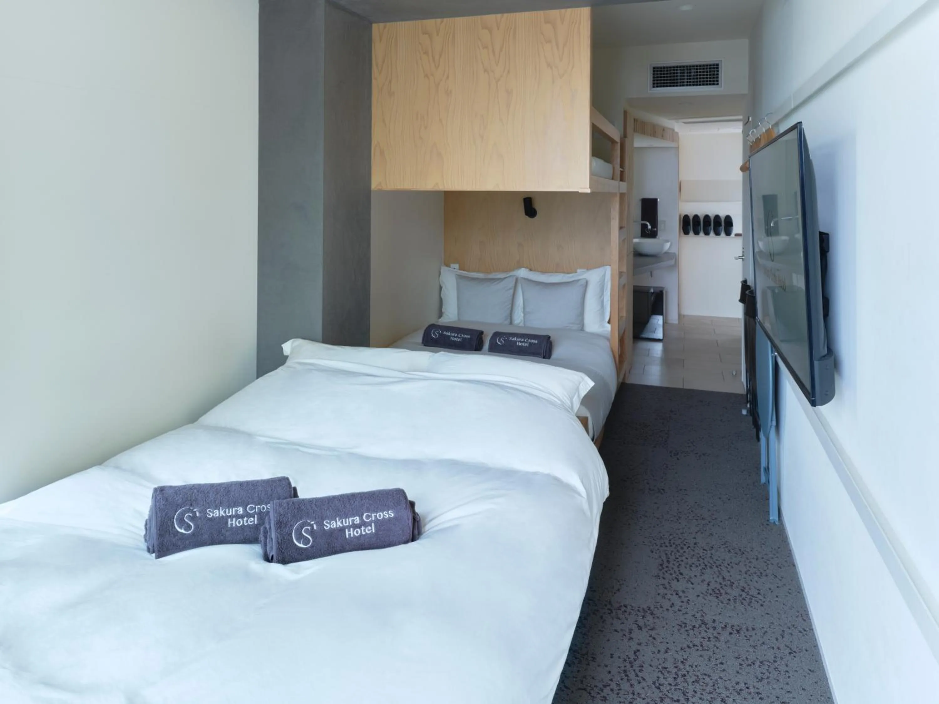 Photo of the whole room, Bed in Sakura Cross Hotel Ueno Iriya Annex