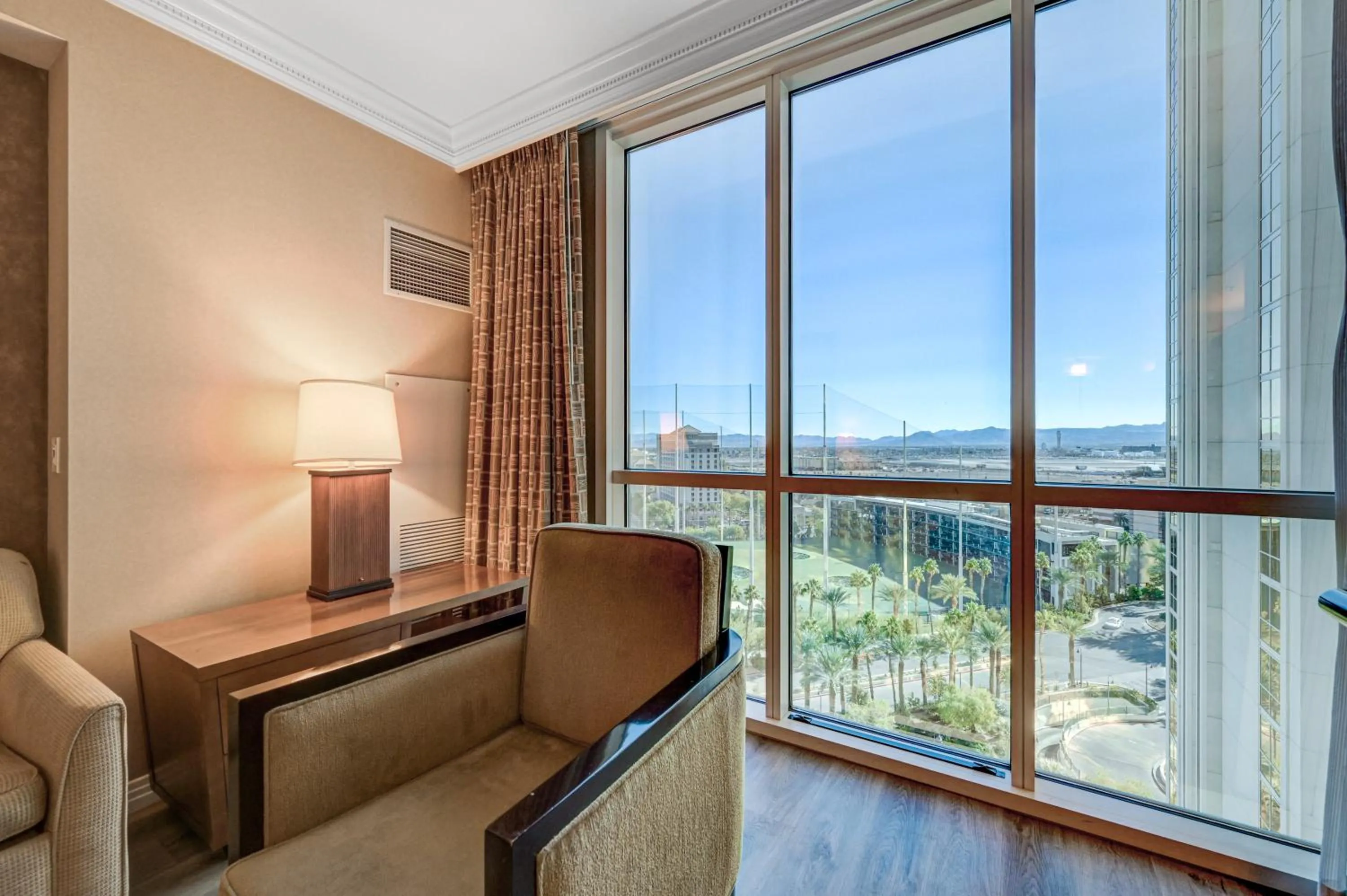 Luxury Studio MGM Signature Best Location Lazy River No Resort Fee