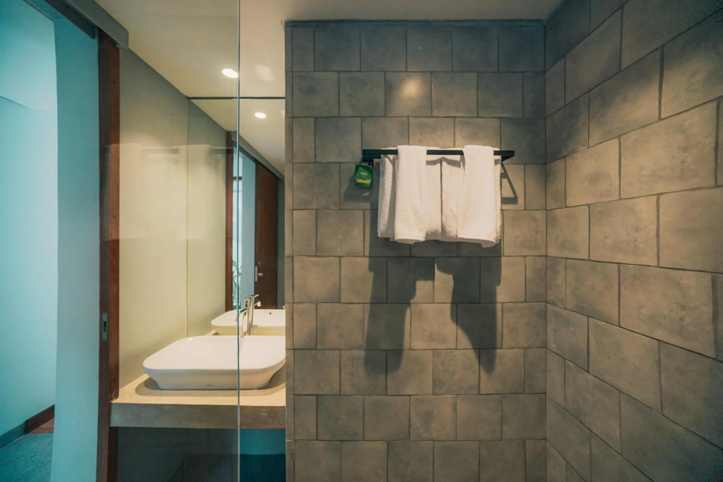 Bathroom in Bestah Coliving