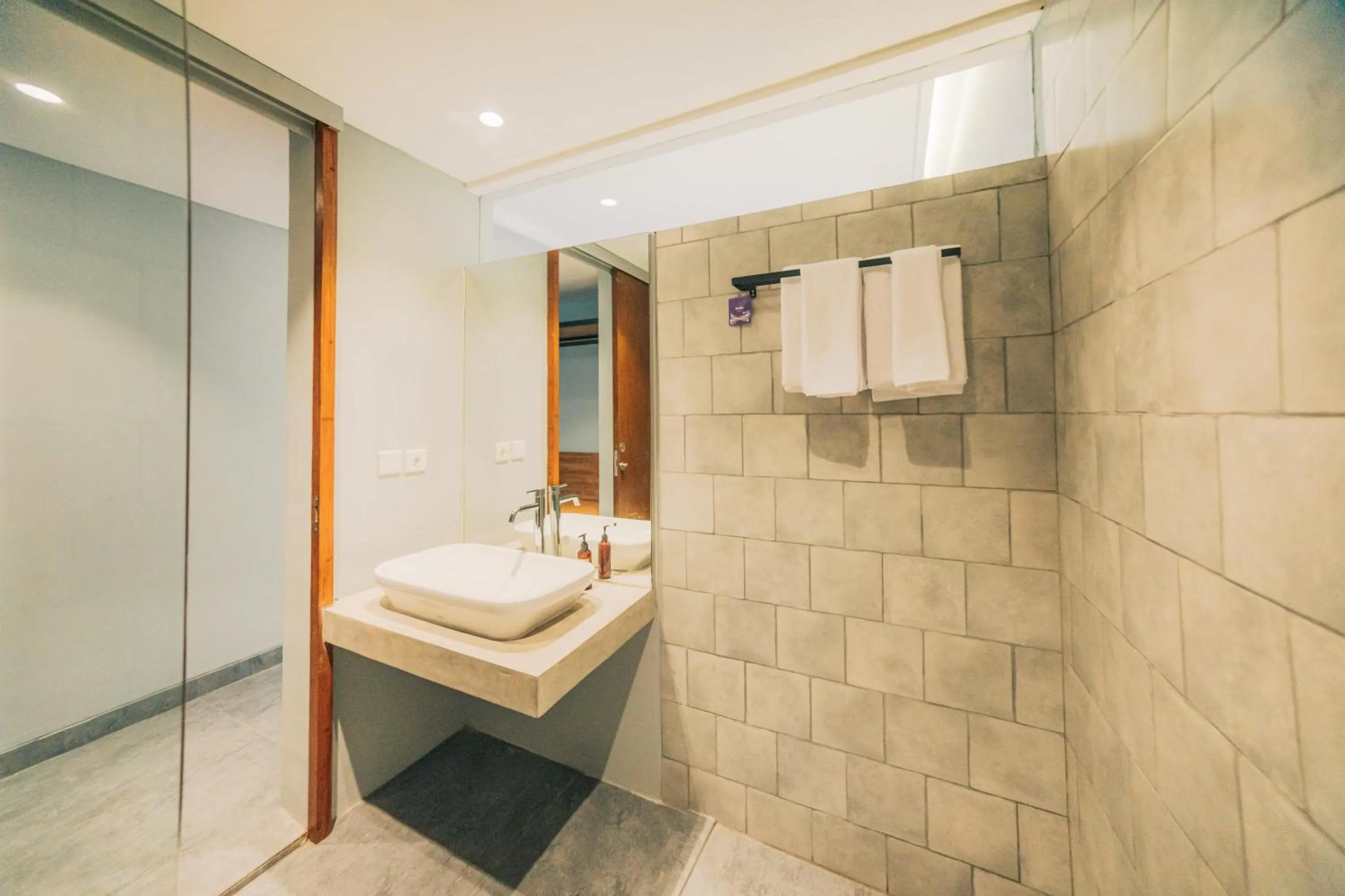 Bathroom in Bestah Coliving