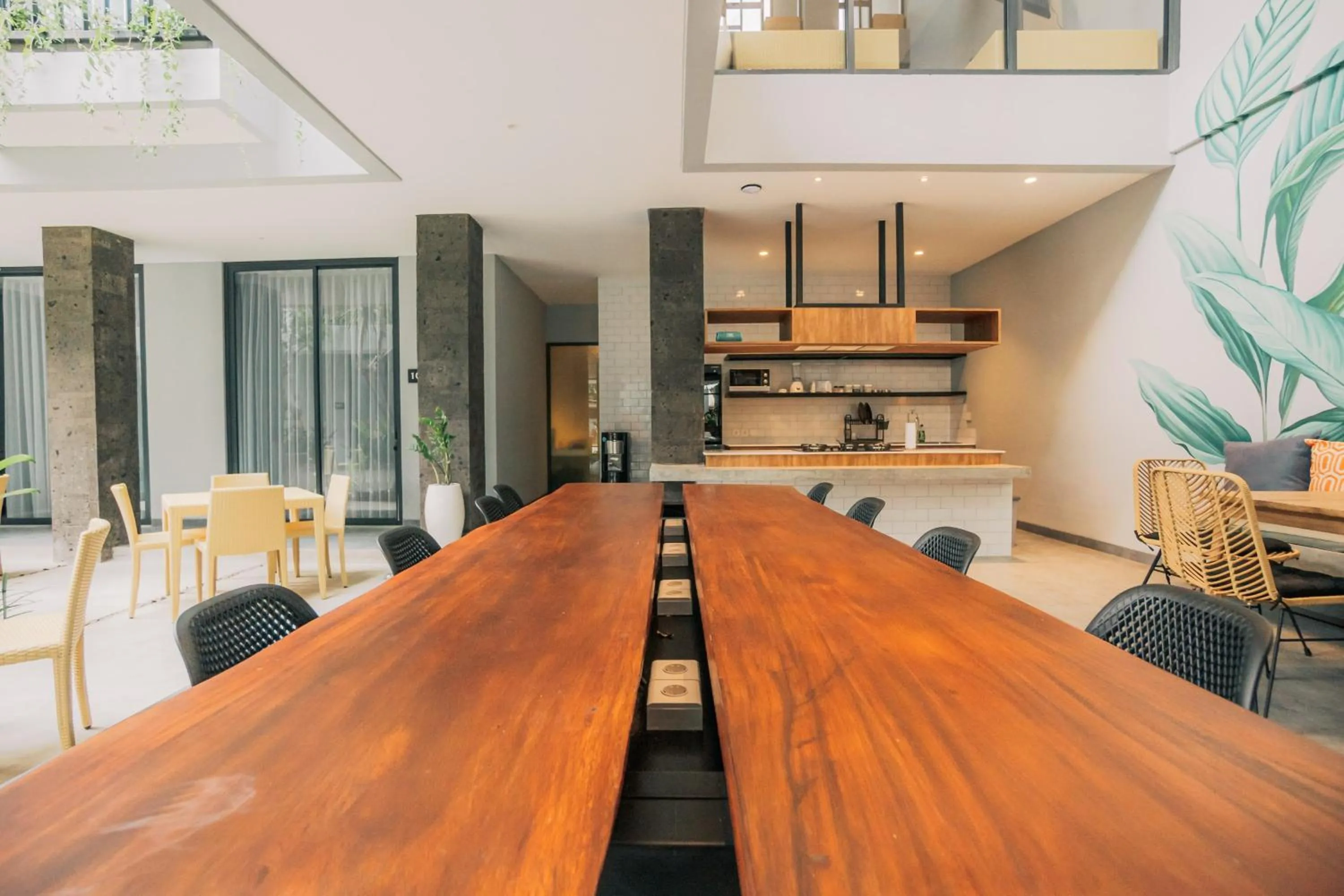 Dining area in Bestah Coliving