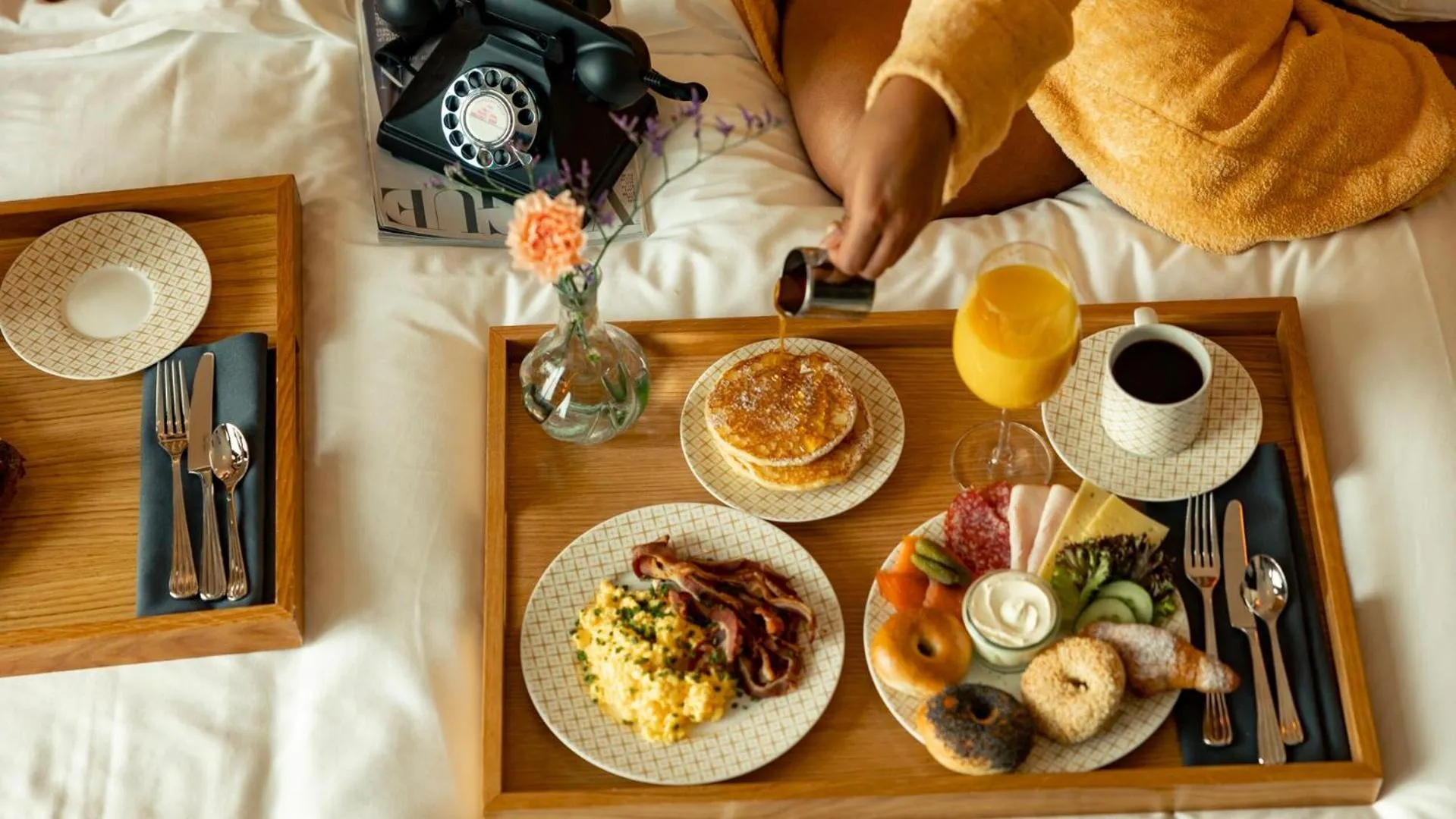 Photo of the whole room in Jacyz