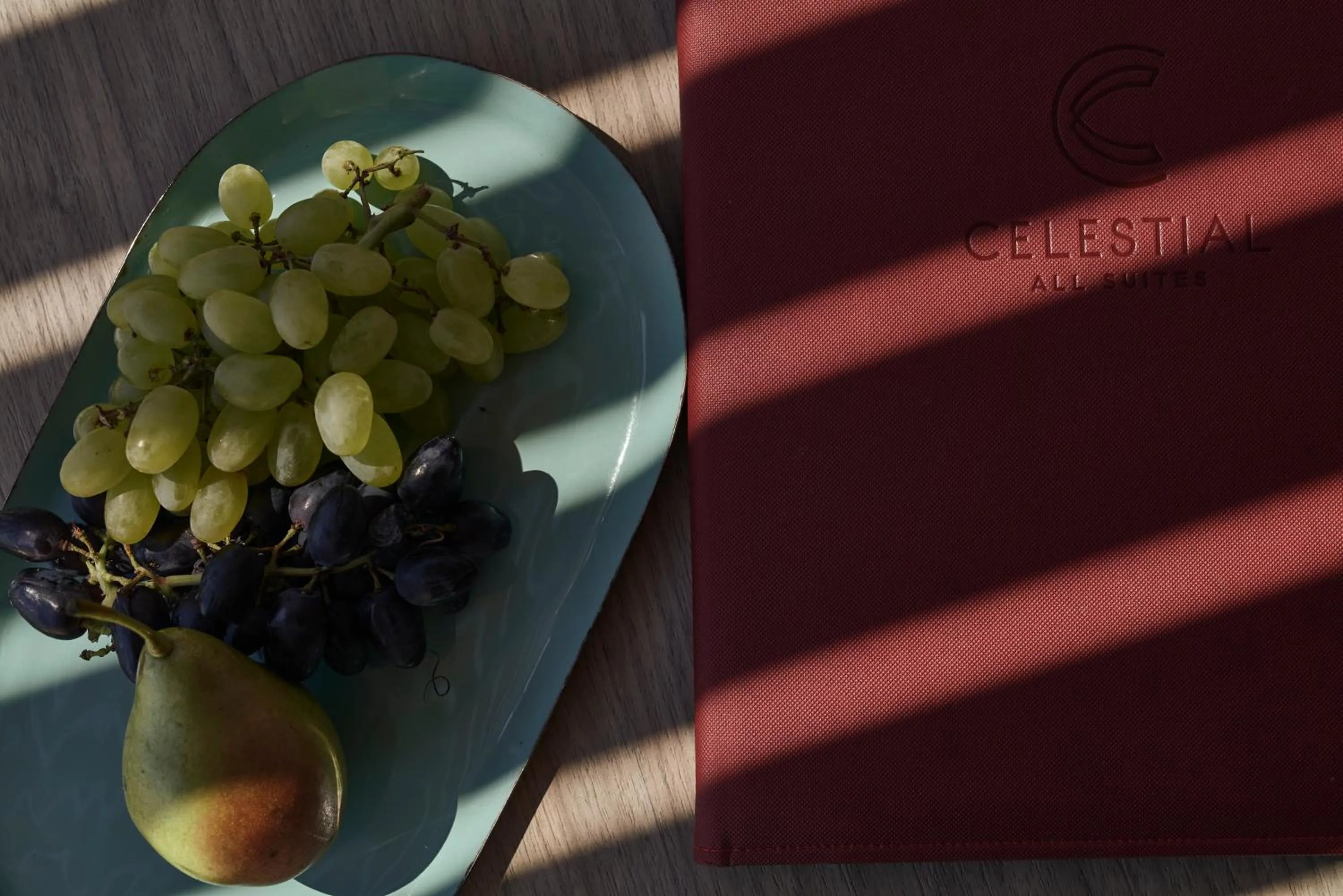 Restaurant/places to eat in Celestial All Suites