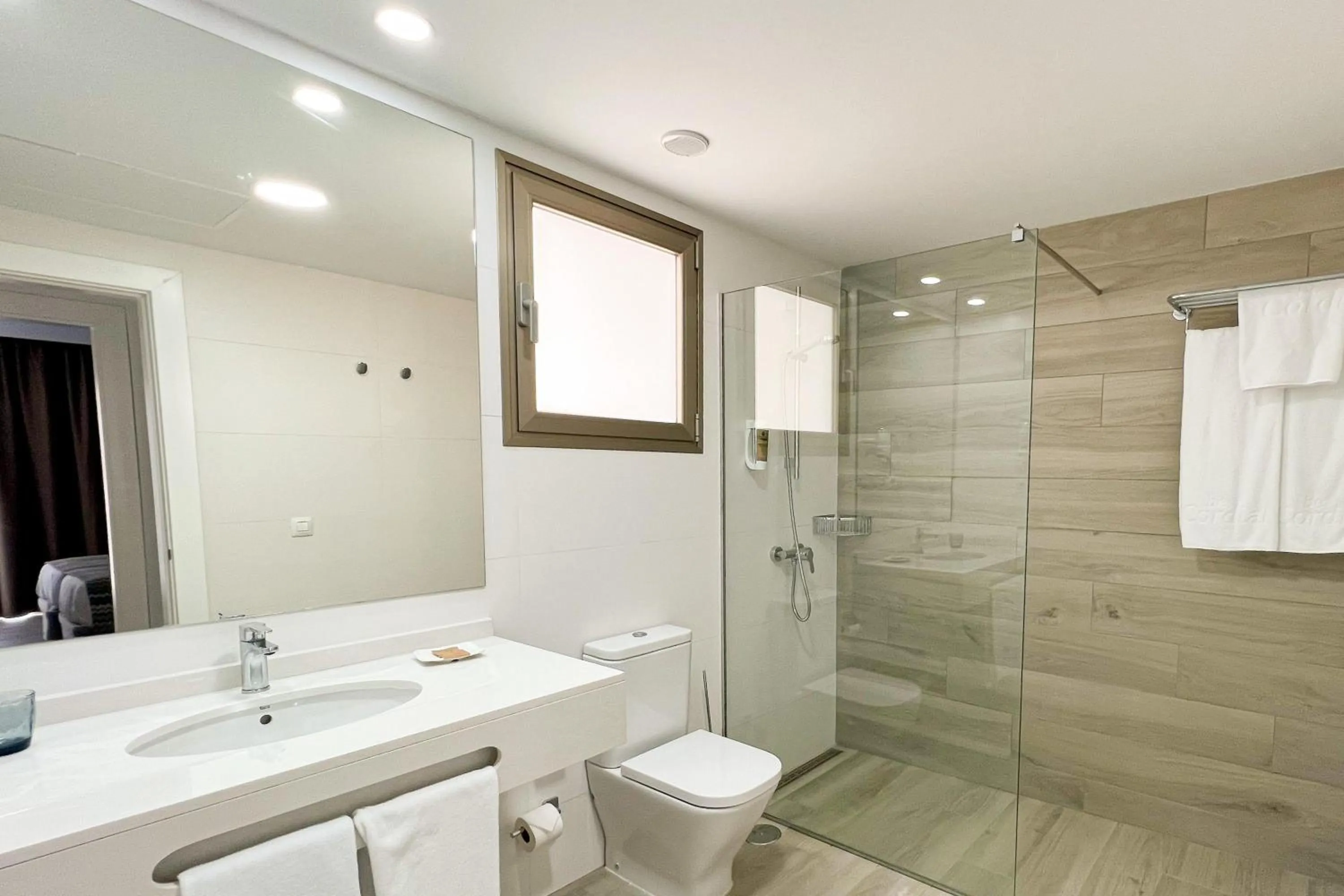 Shower in Apartamentos Cordial Magec Taurito