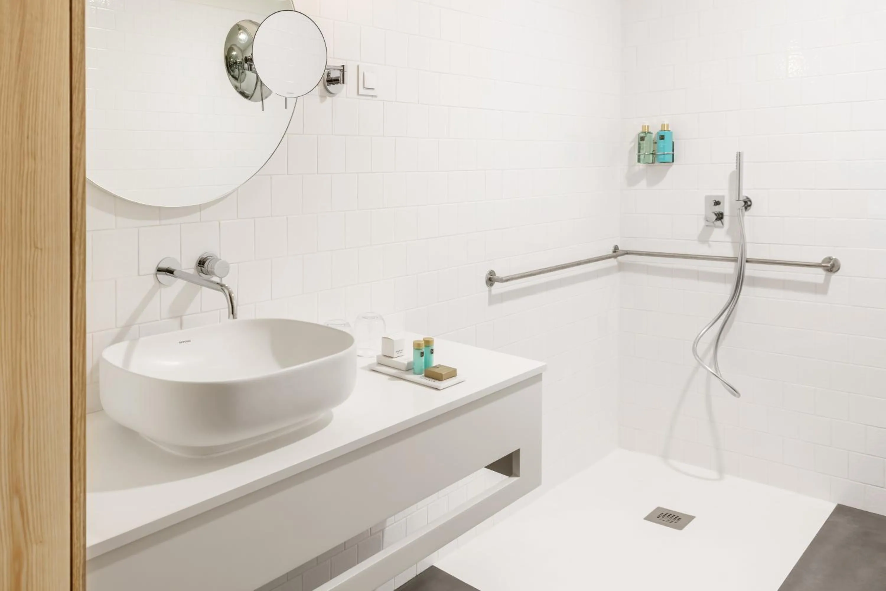 Bathroom in Casa da Galeria - Azores Art of Hosting