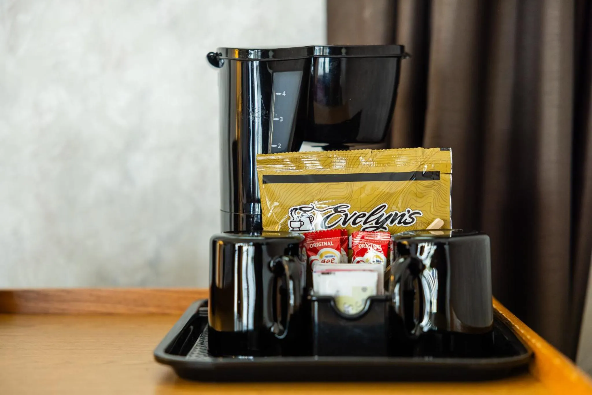 Coffee/tea facilities in Bow View Lodge
