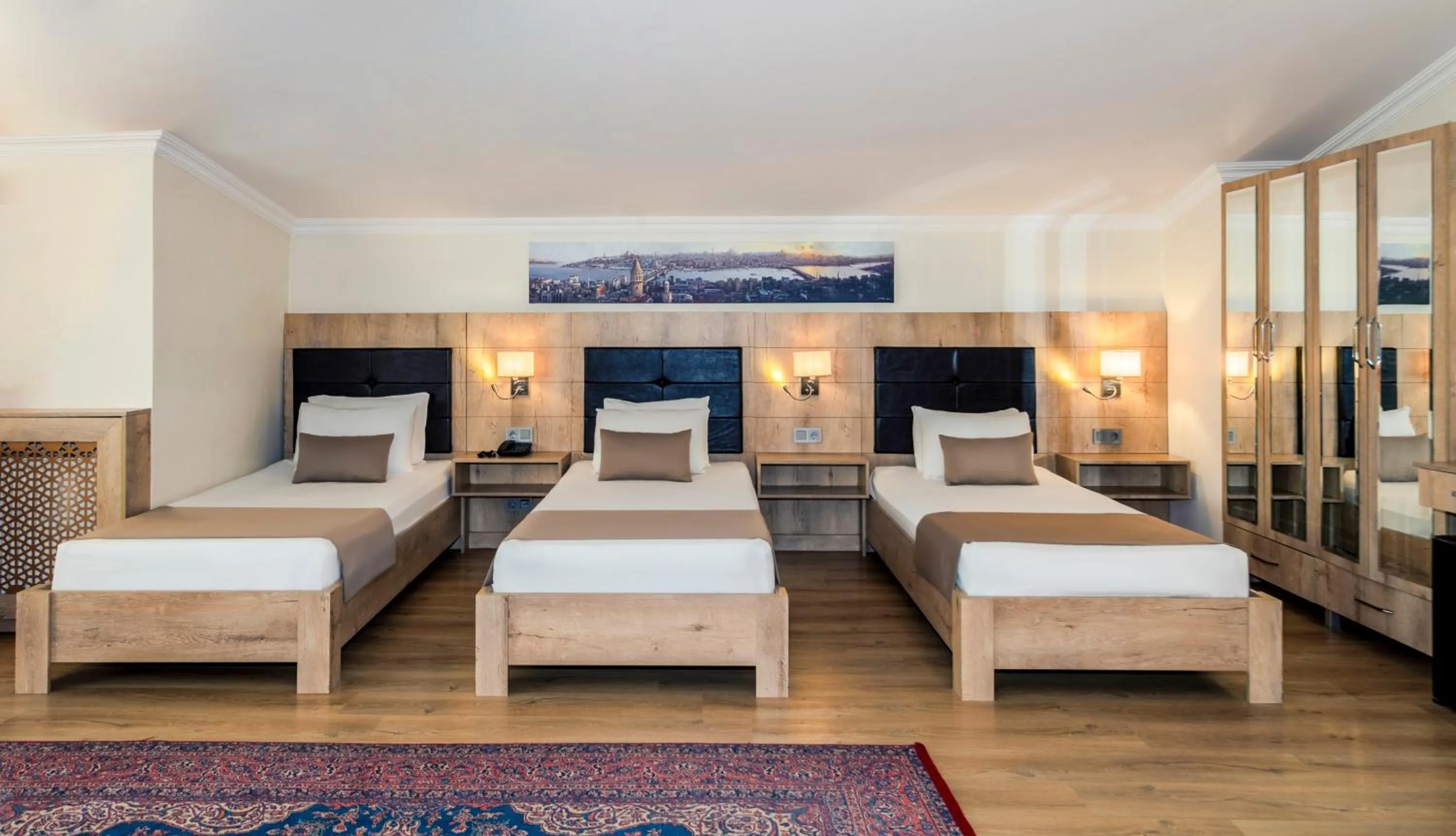 Bed in Istanbul Old City Topkapi Porta Romanos Hotel Ottoman Heritage