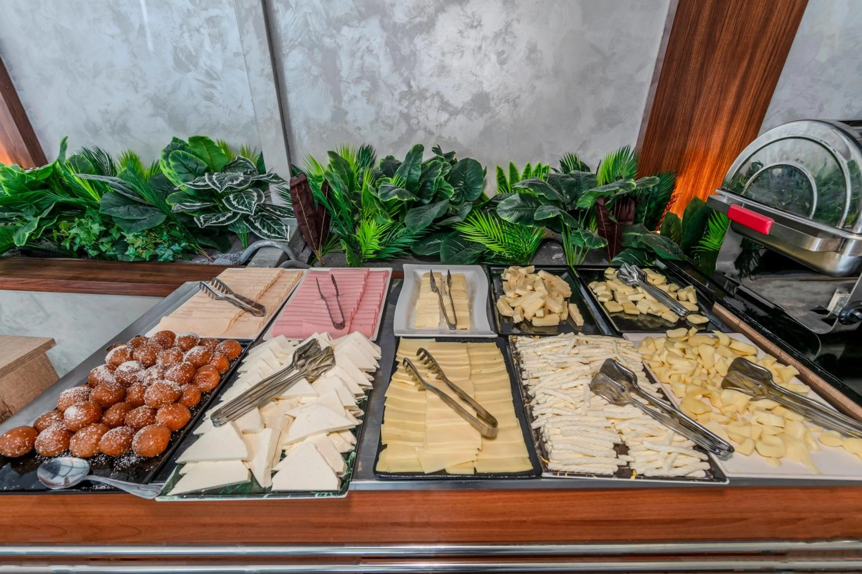 Breakfast in Istanbul Old City Topkapi Porta Romanos Hotel Ottoman Heritage