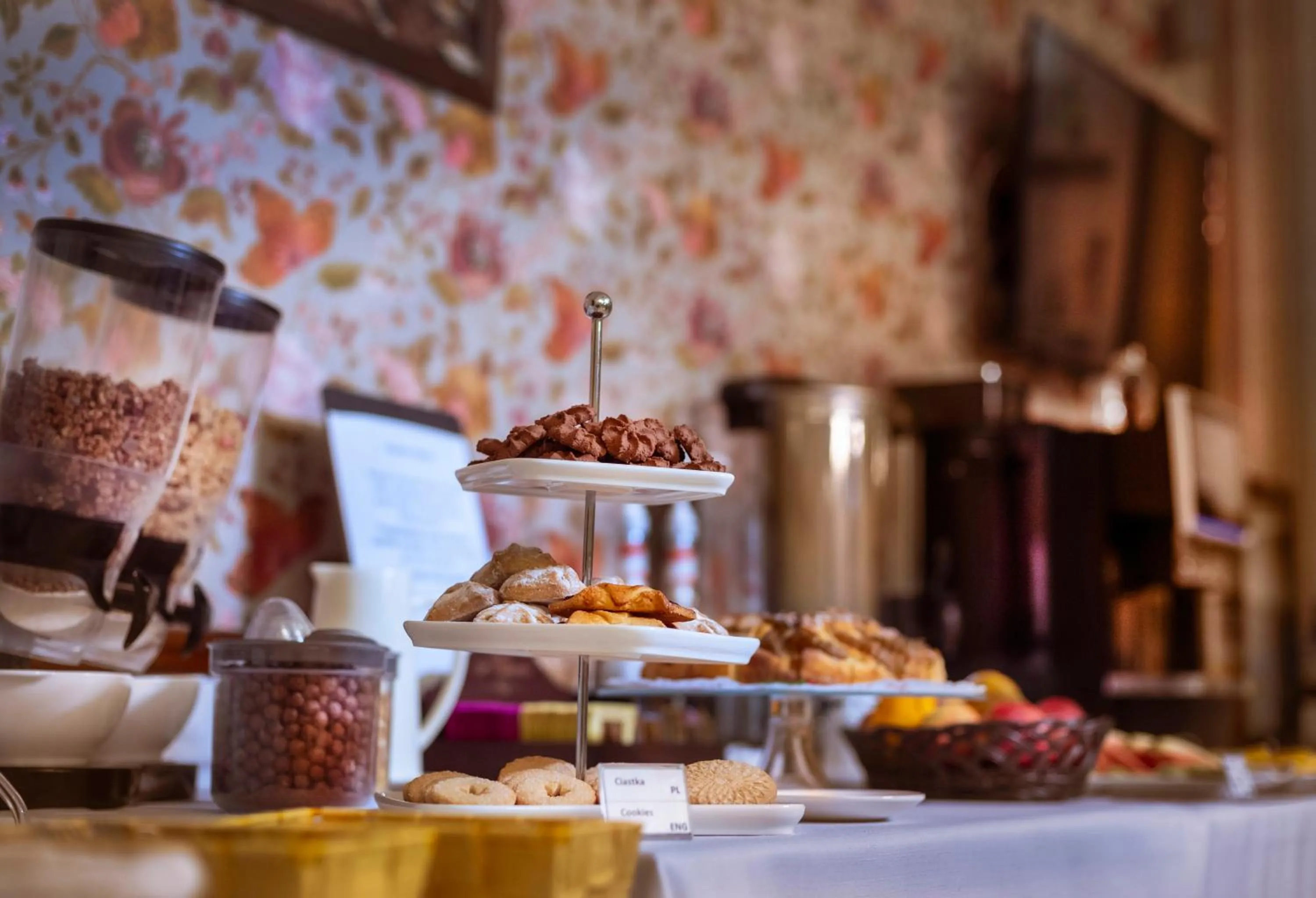 Buffet breakfast in ApartHotel Hubertus