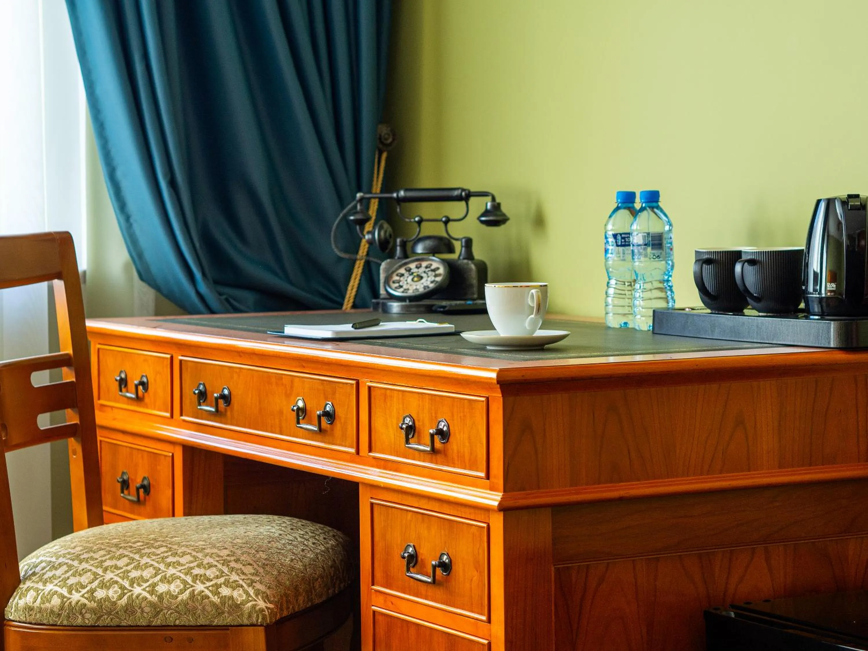 TV and multimedia in ApartHotel Hubertus