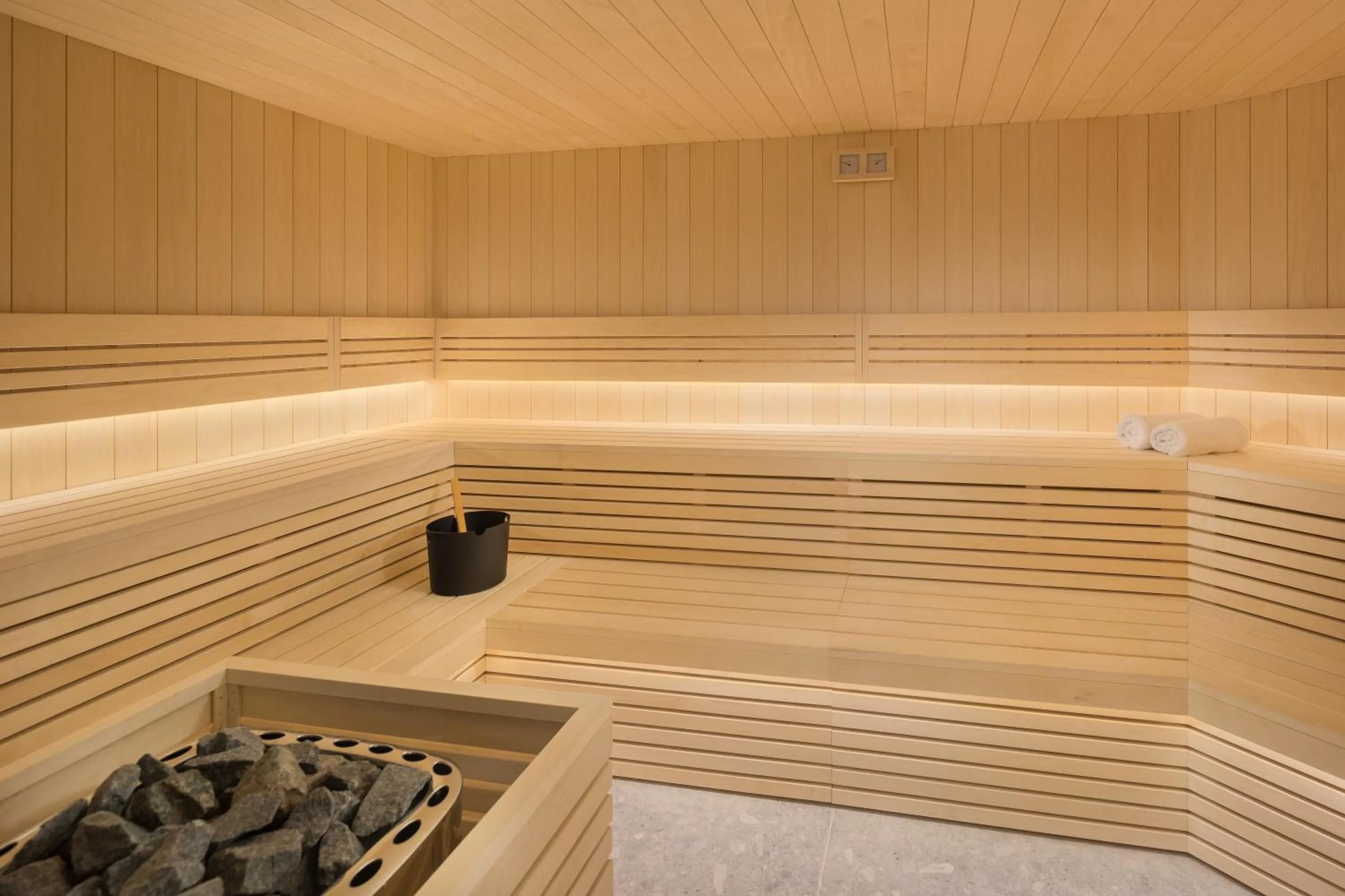 Luxury Glamping Beach Villas Porto Bus