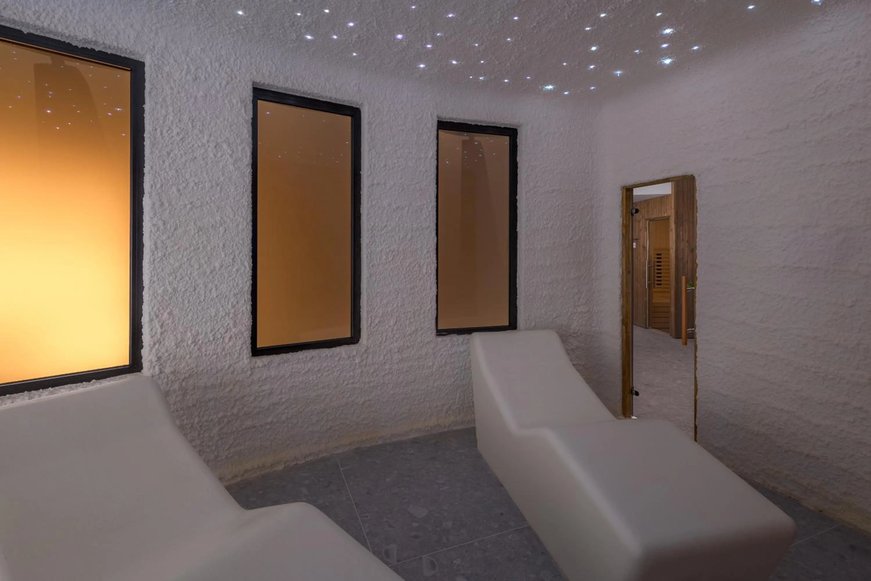 Luxury Glamping Beach Villas Porto Bus