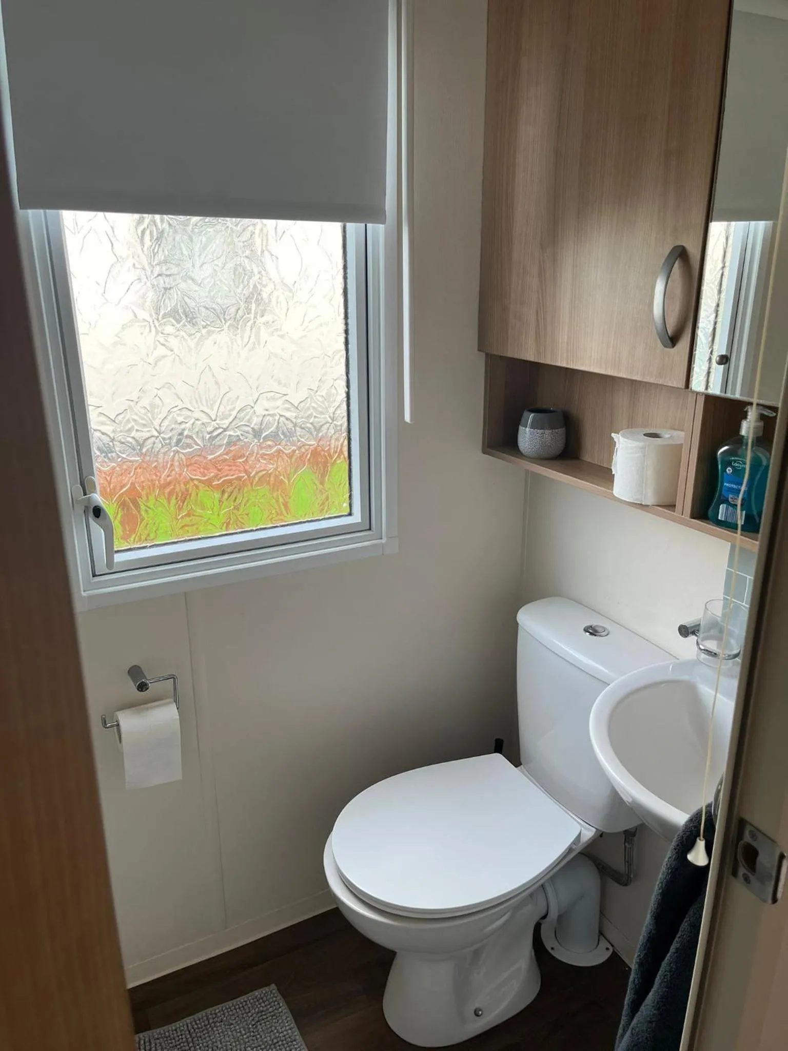 Bathroom in The Luxury break Sleeps 6 at 44 Kingfisher Court South facing