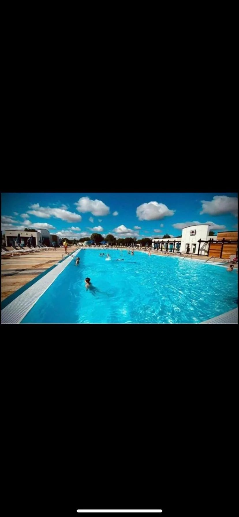 Day in The Luxury break Sleeps 6 at 44 Kingfisher Court South facing