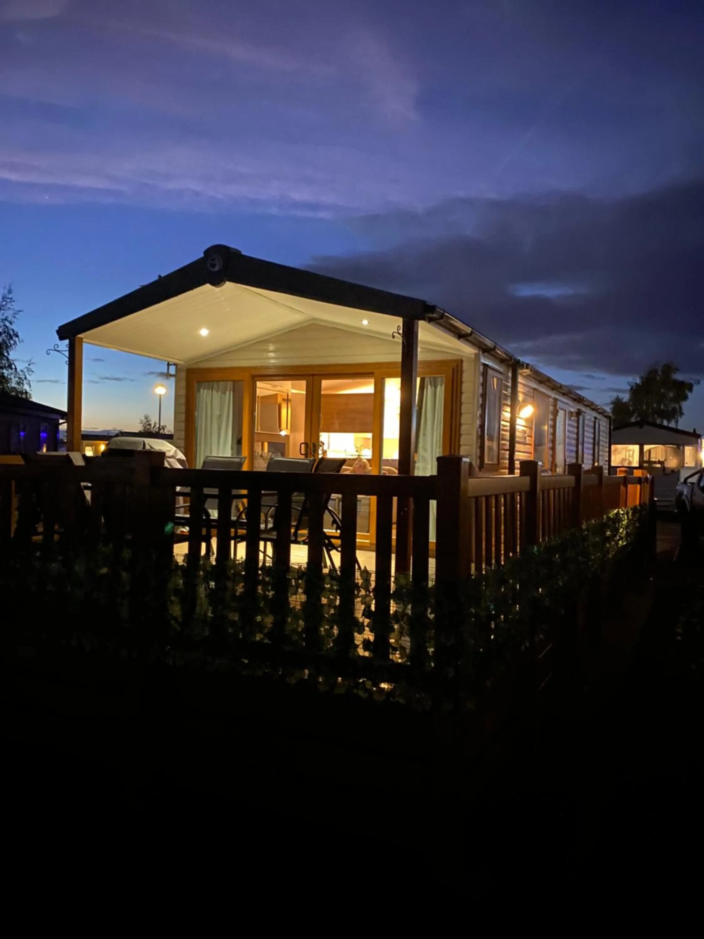 Property building in The Luxury break Sleeps 6 at 44 Kingfisher Court South facing