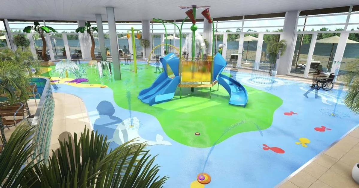 Swimming pool in The Luxury break Sleeps 6 at 44 Kingfisher Court South facing