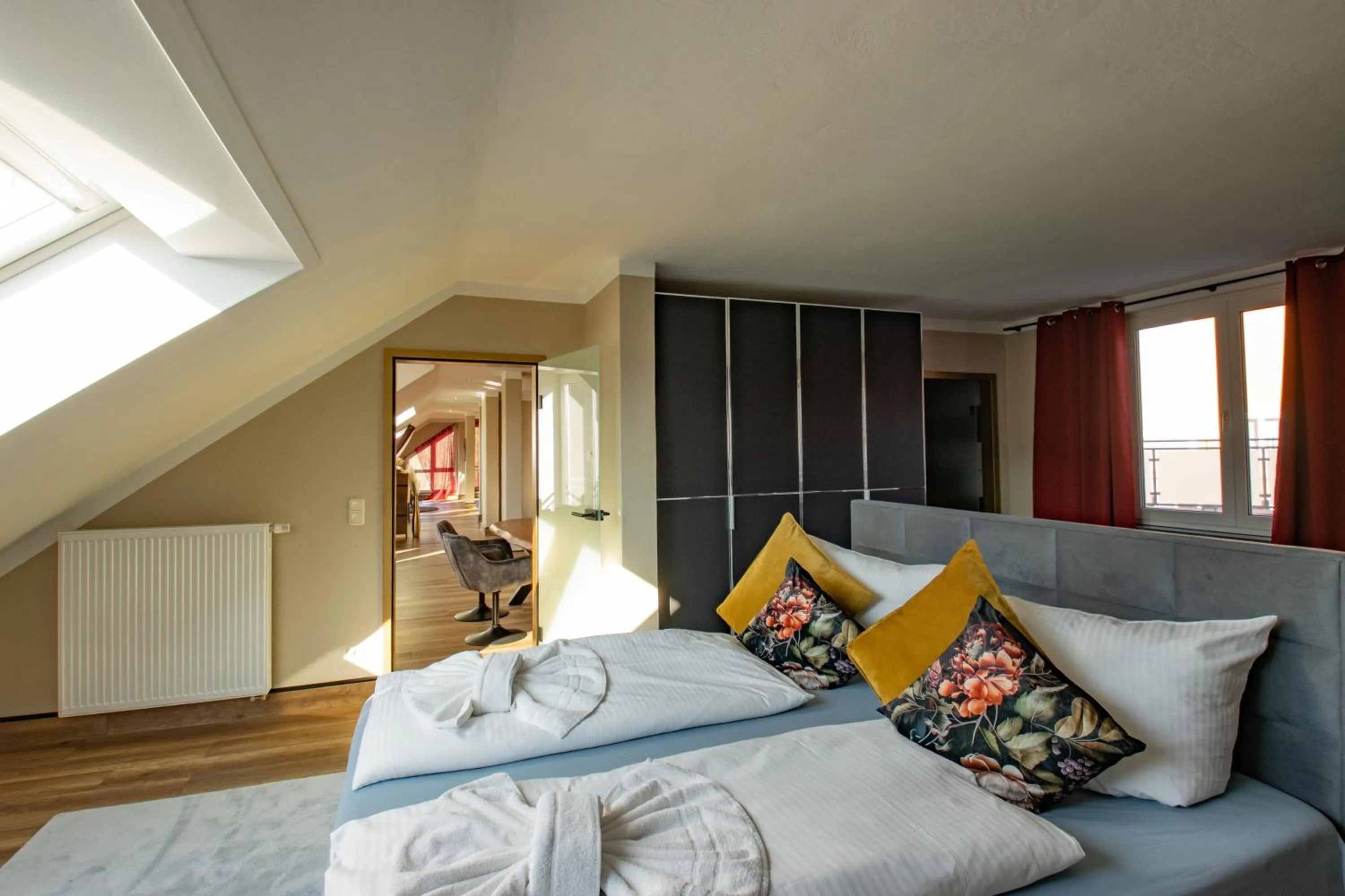 Photo of the whole room, Bed in Hotel Tanne Ilmenau